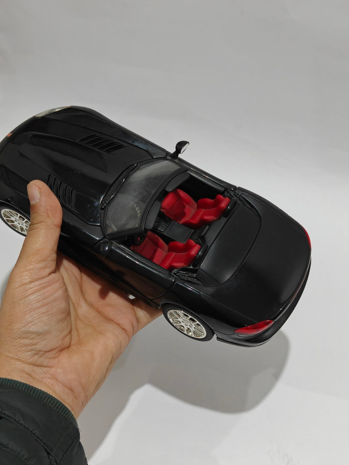 1:18 Hot Wheels Dodge Viper Roadster (Pre - Owned) - Kinder Logs