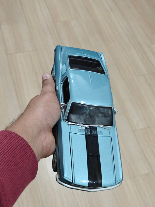 1:18 Maisto 1968 Ford Mustang GT (Pre - Owned) - Kinder Logs