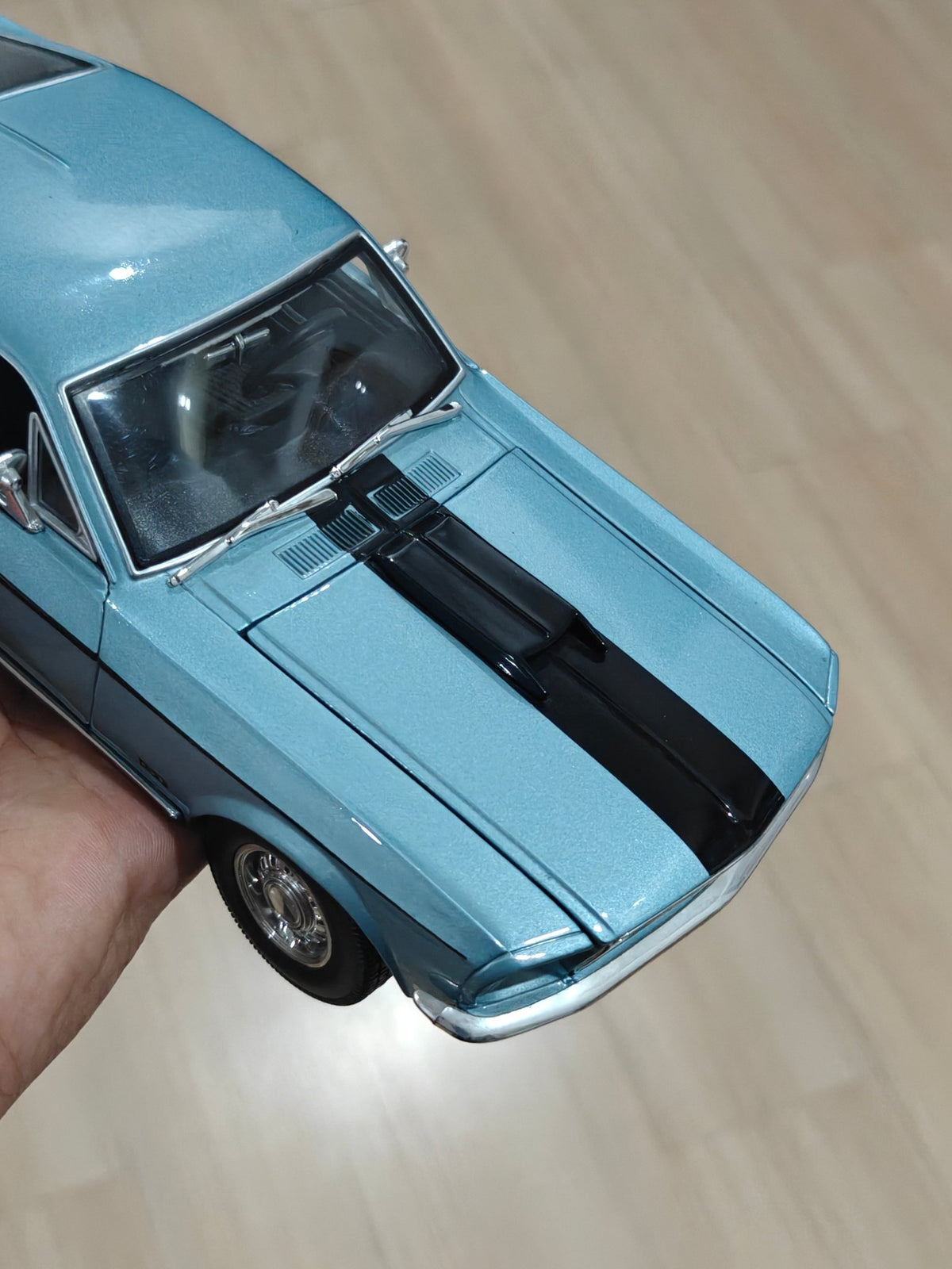 1:18 Maisto 1968 Ford Mustang GT (Pre - Owned) - Kinder Logs