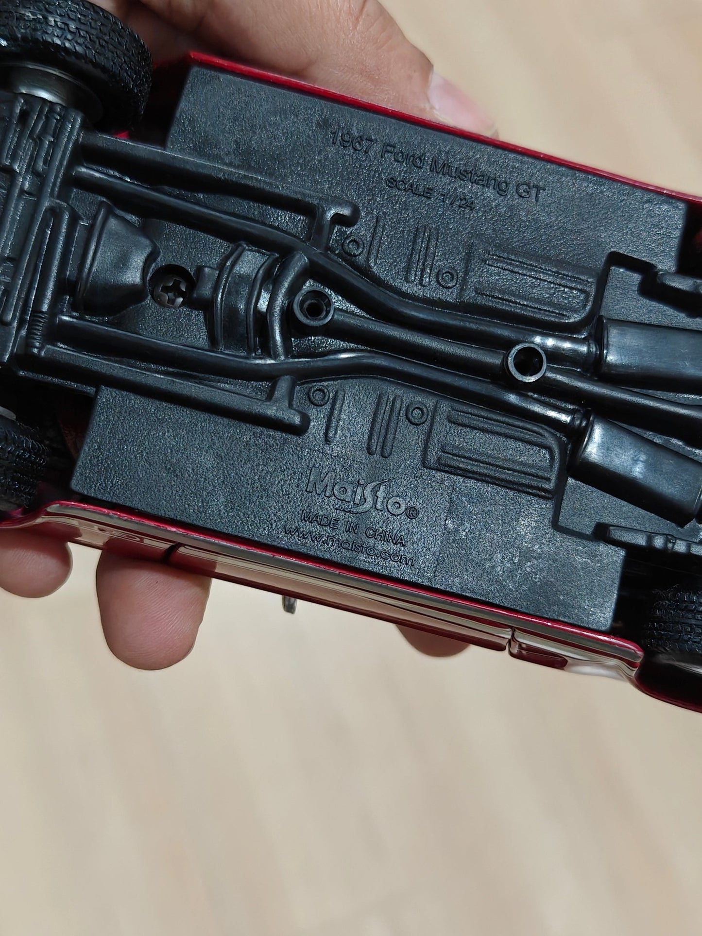 1:24 Maisto 1967 Ford Mustang GT (Pre - Owned) - Kinder Logs