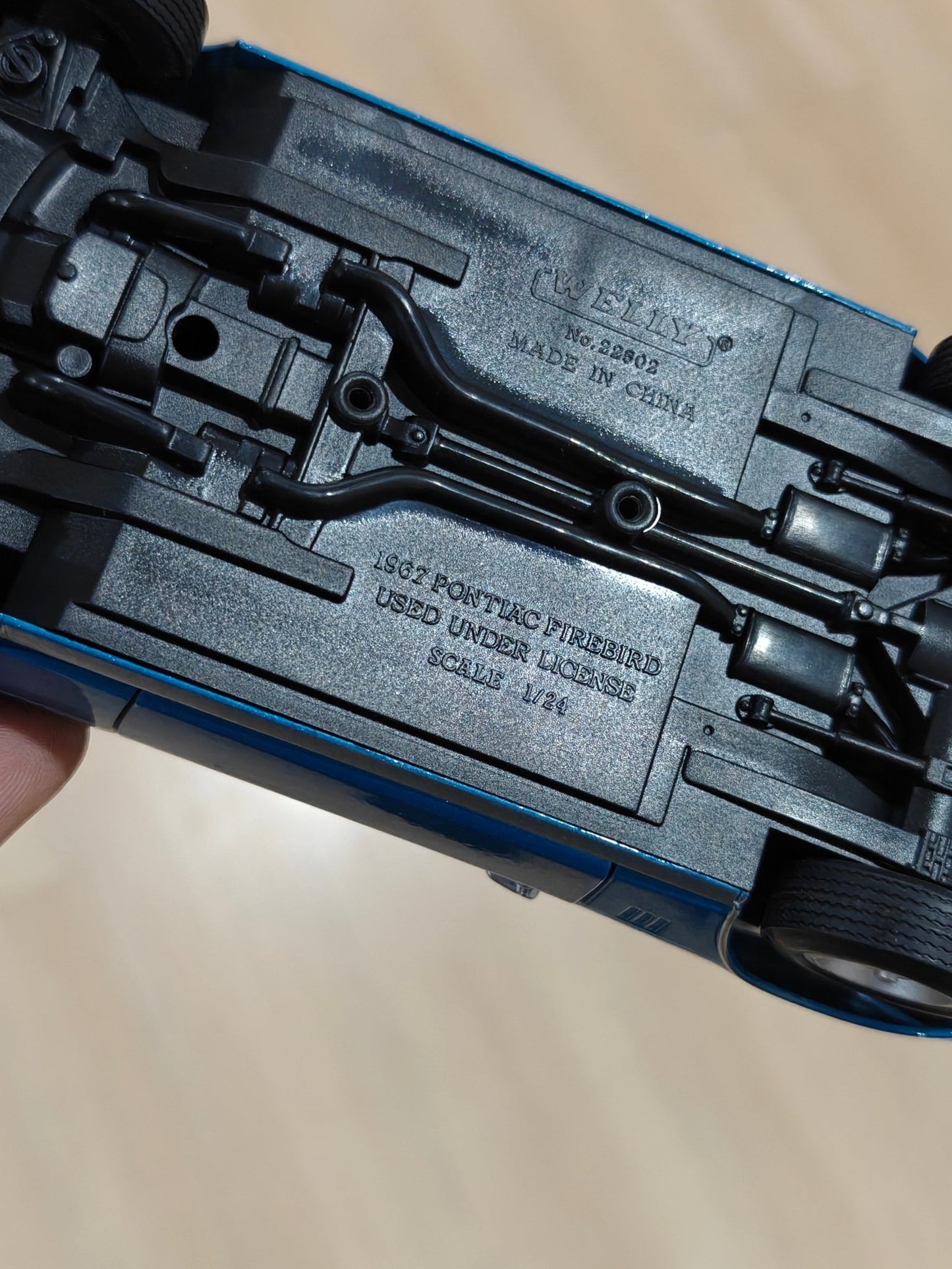 1:24 Welly 1967 Pontiac Firebird (Pre - Owned) - Kinder Logs