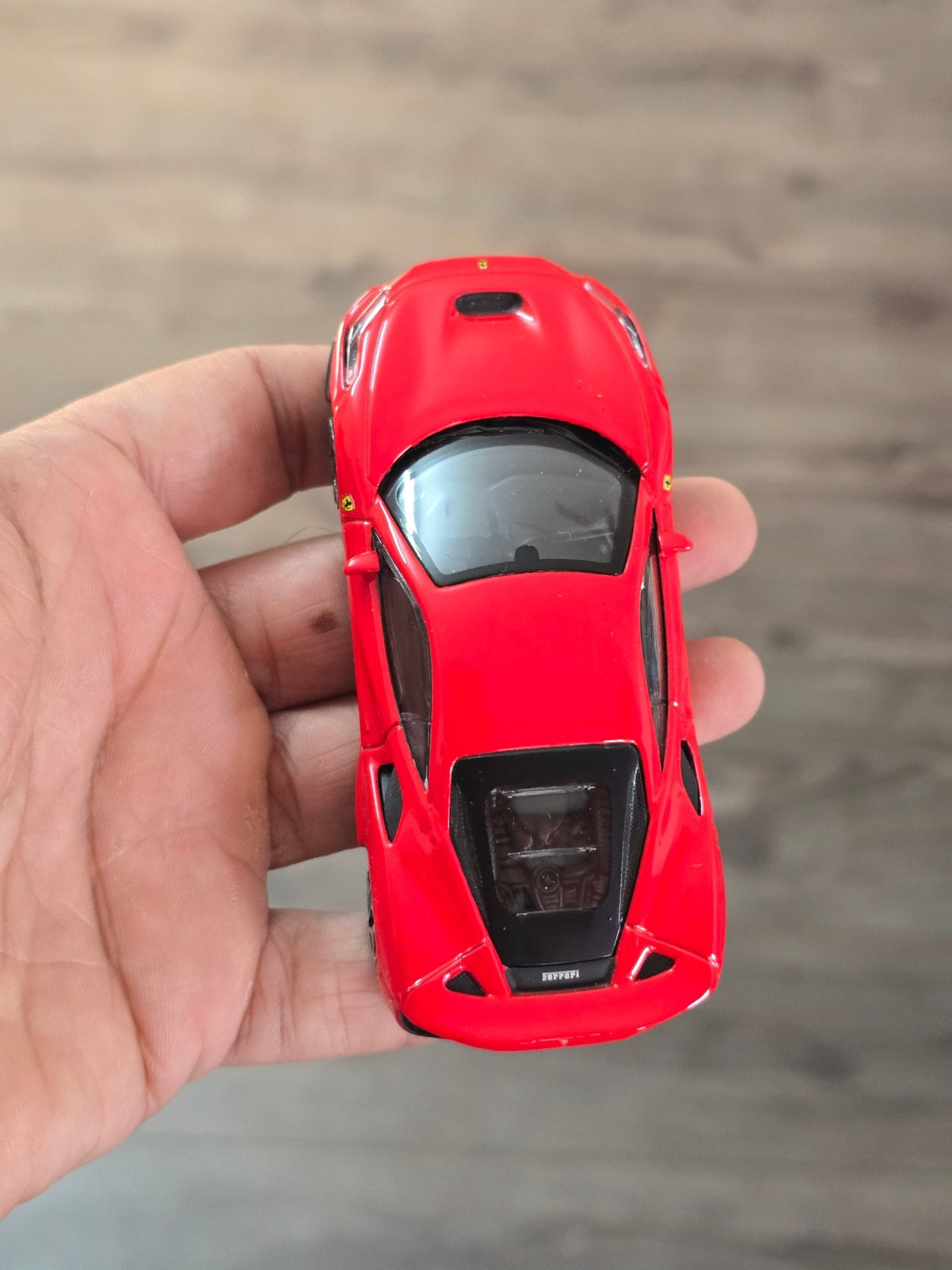 1:43 Bburago Ferrari F8 Tributo - Red (Uncarded - New) - Kinder Logs