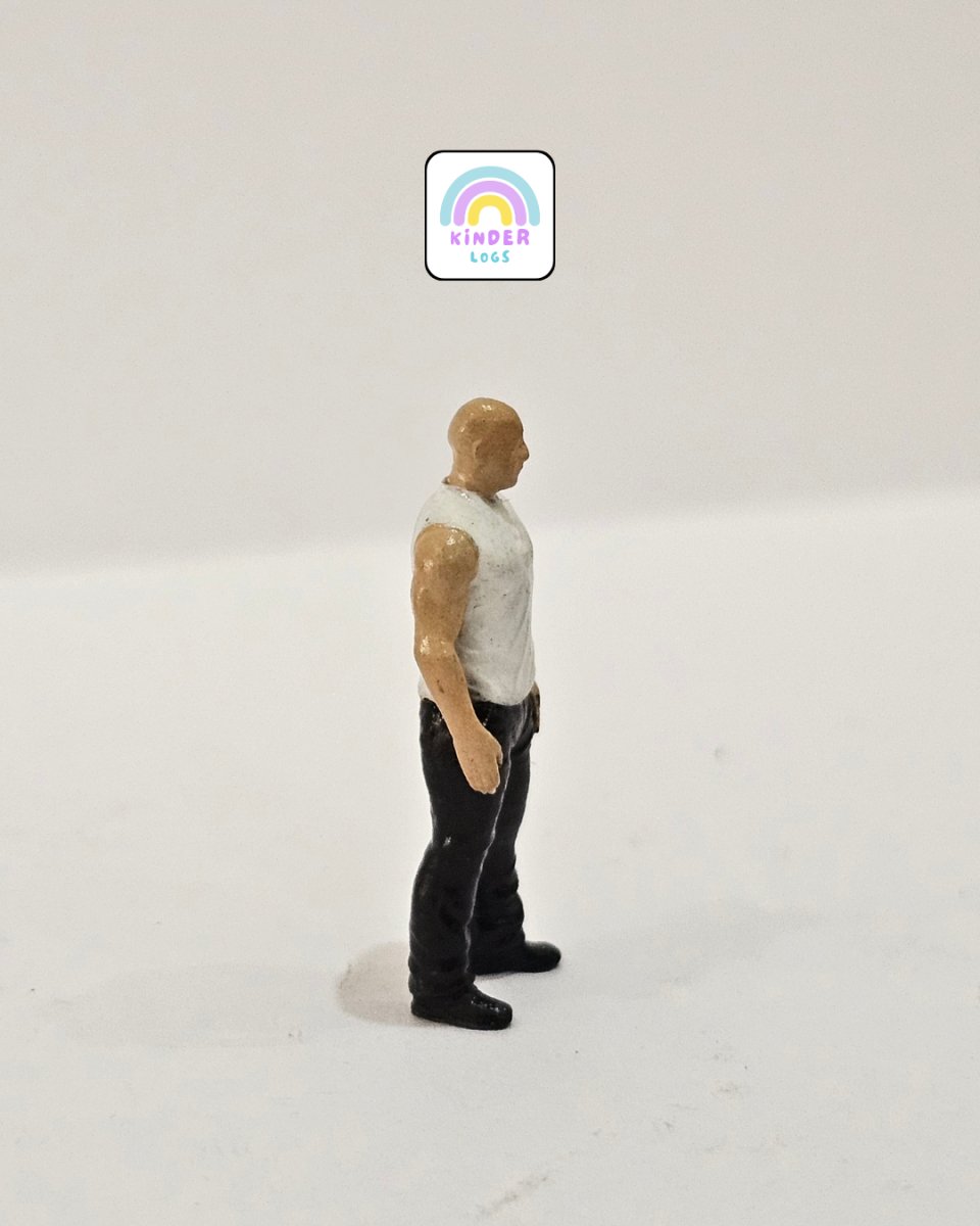 1:64 Vin Diesel Figurine For Diorama (Used) - Car Not Included - Kinder Logs
