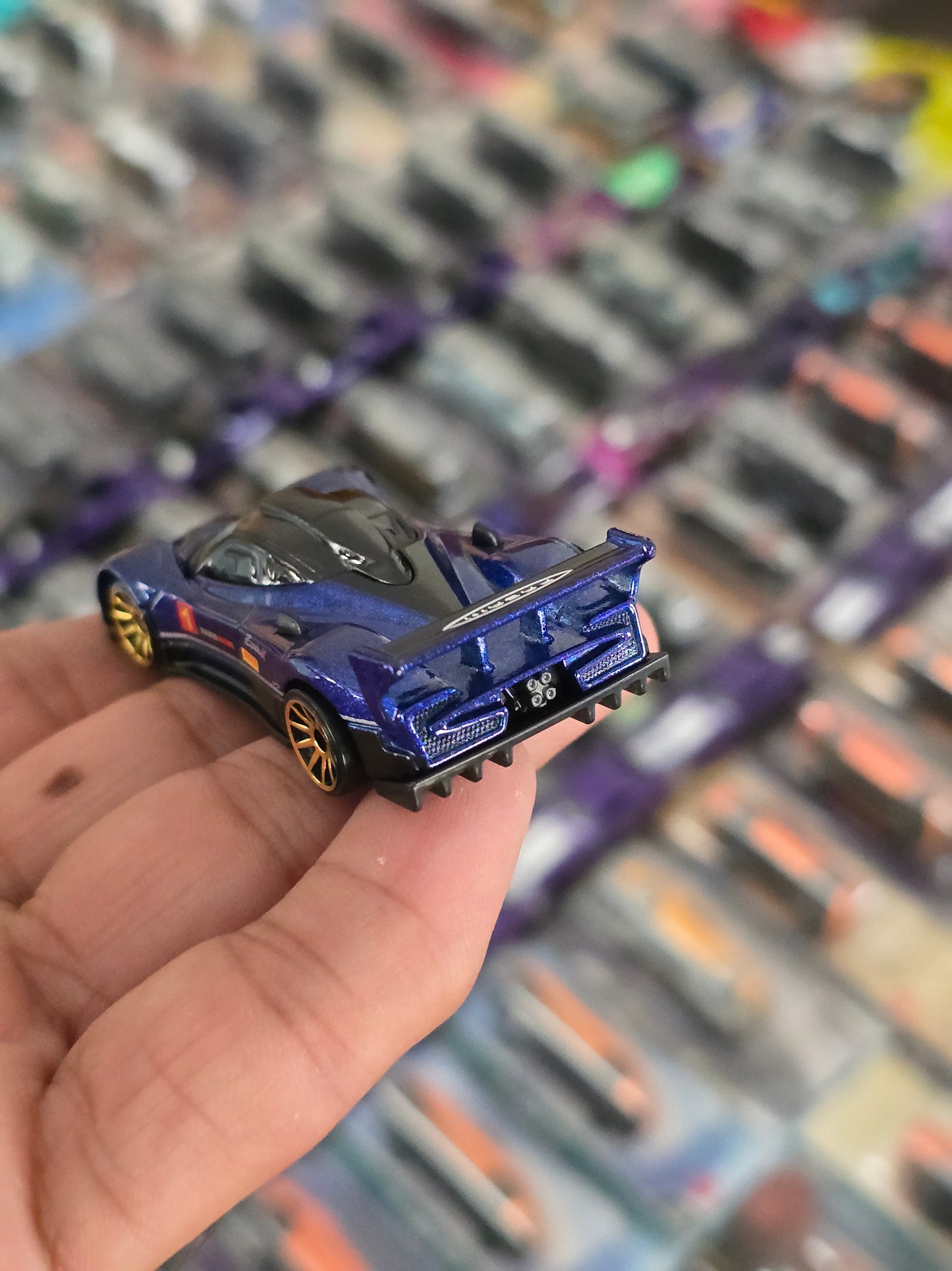 Hot Wheels Pagani Zonda R - Blue (Uncarded)