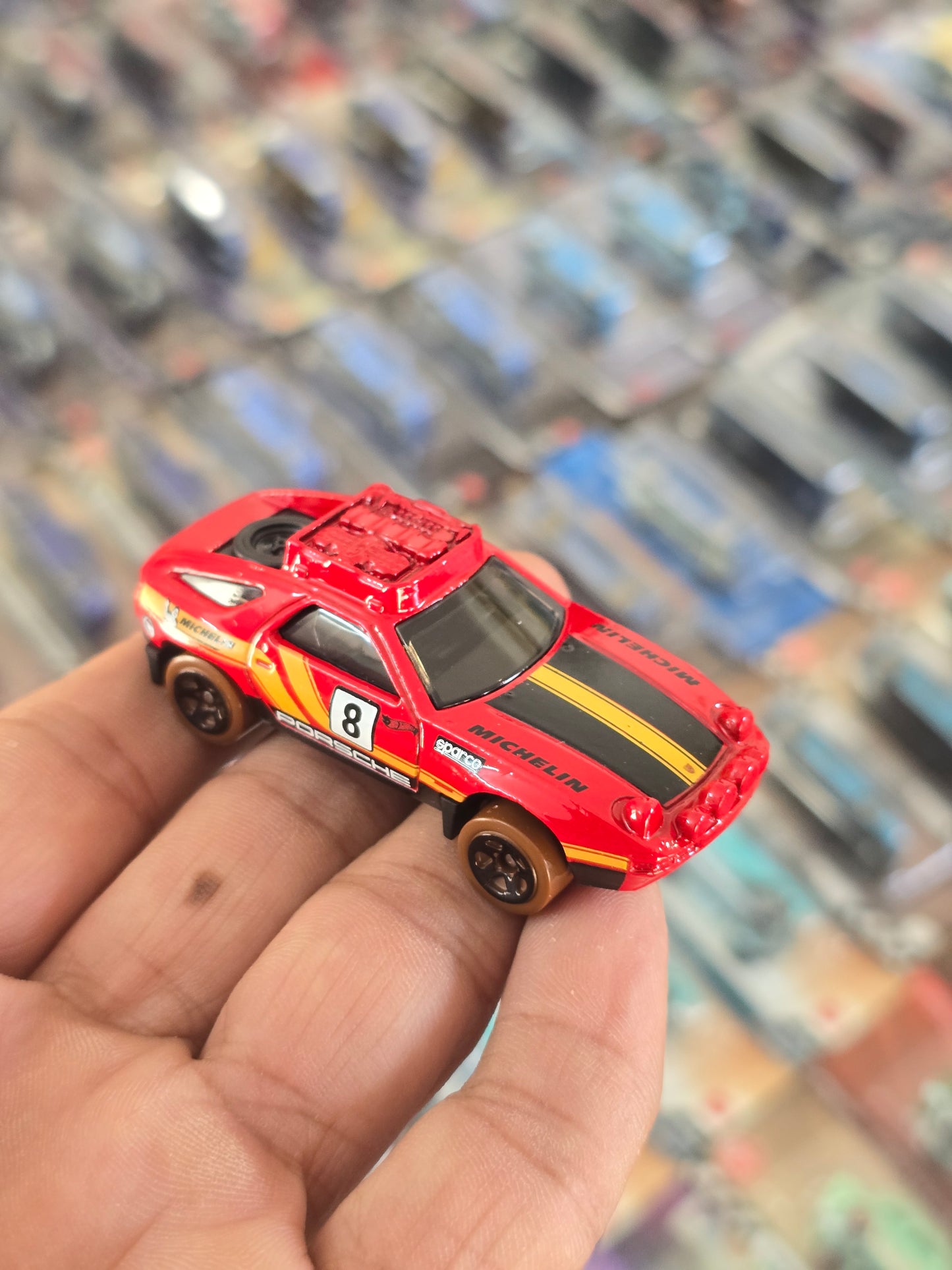 Treasure Hunt Hot Wheels Porsche 928S Safari (Uncarded)