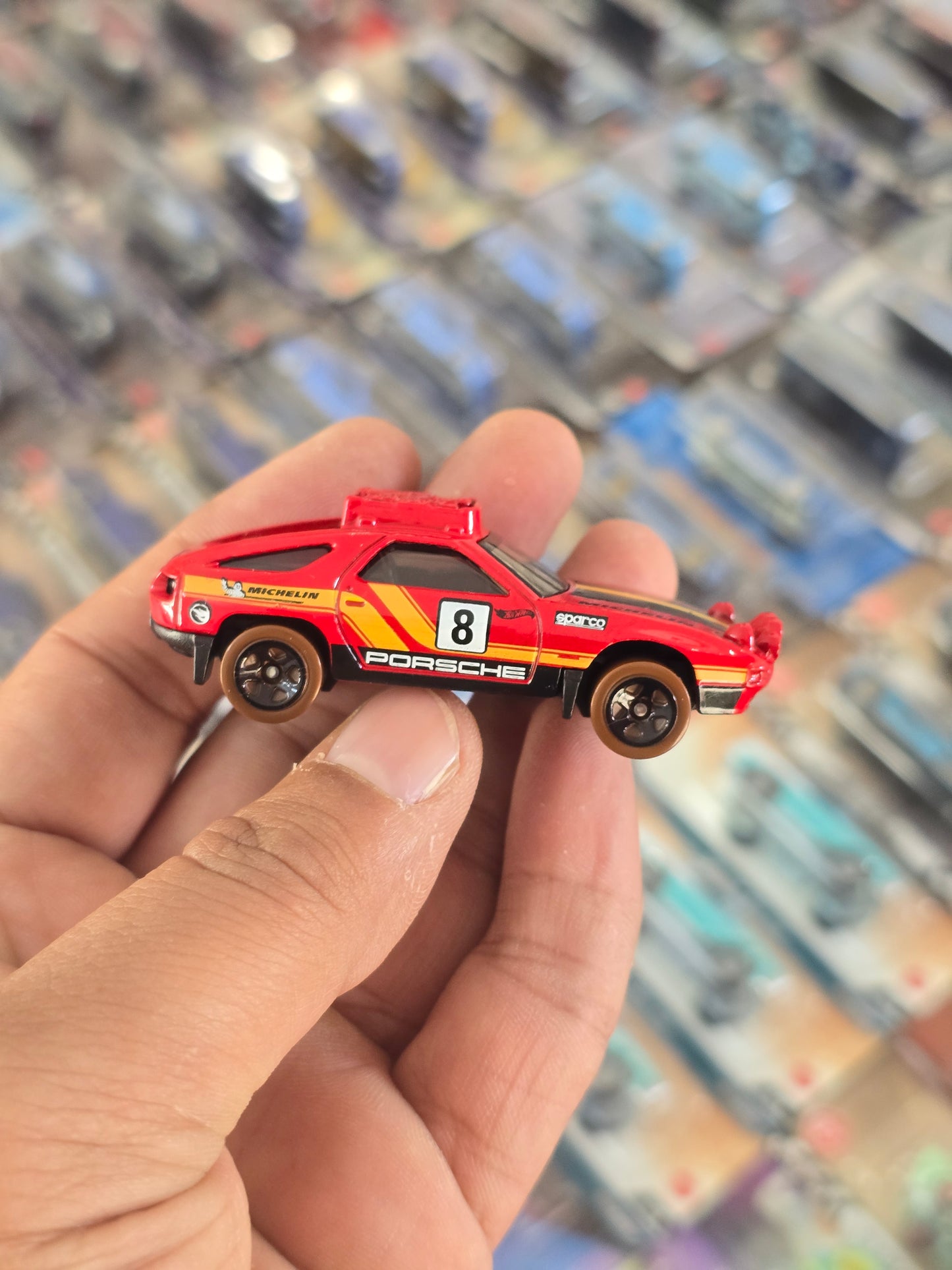 Treasure Hunt Hot Wheels Porsche 928S Safari (Uncarded)