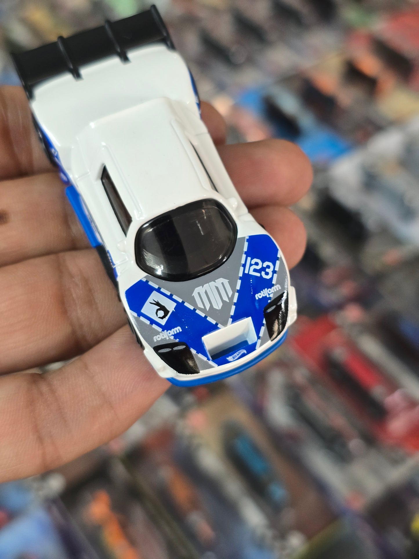 Hot Wheels Mad Mike Drift Attack - White (Uncarded)