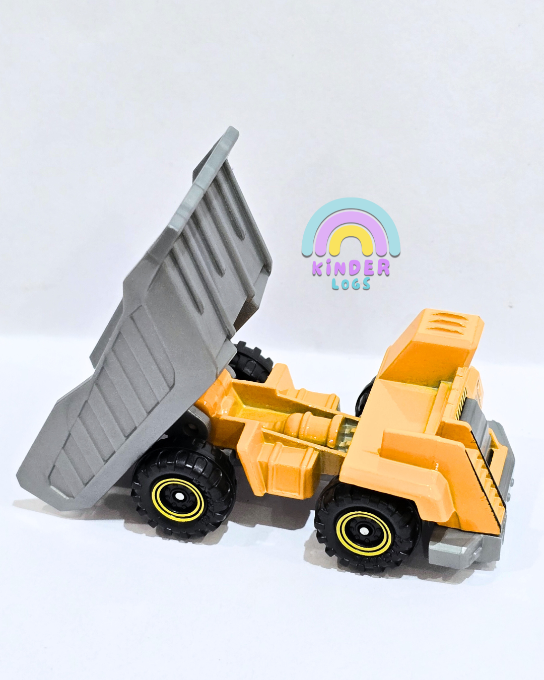 Matchbox Turf Hauler - Yellow (Uncarded - New)