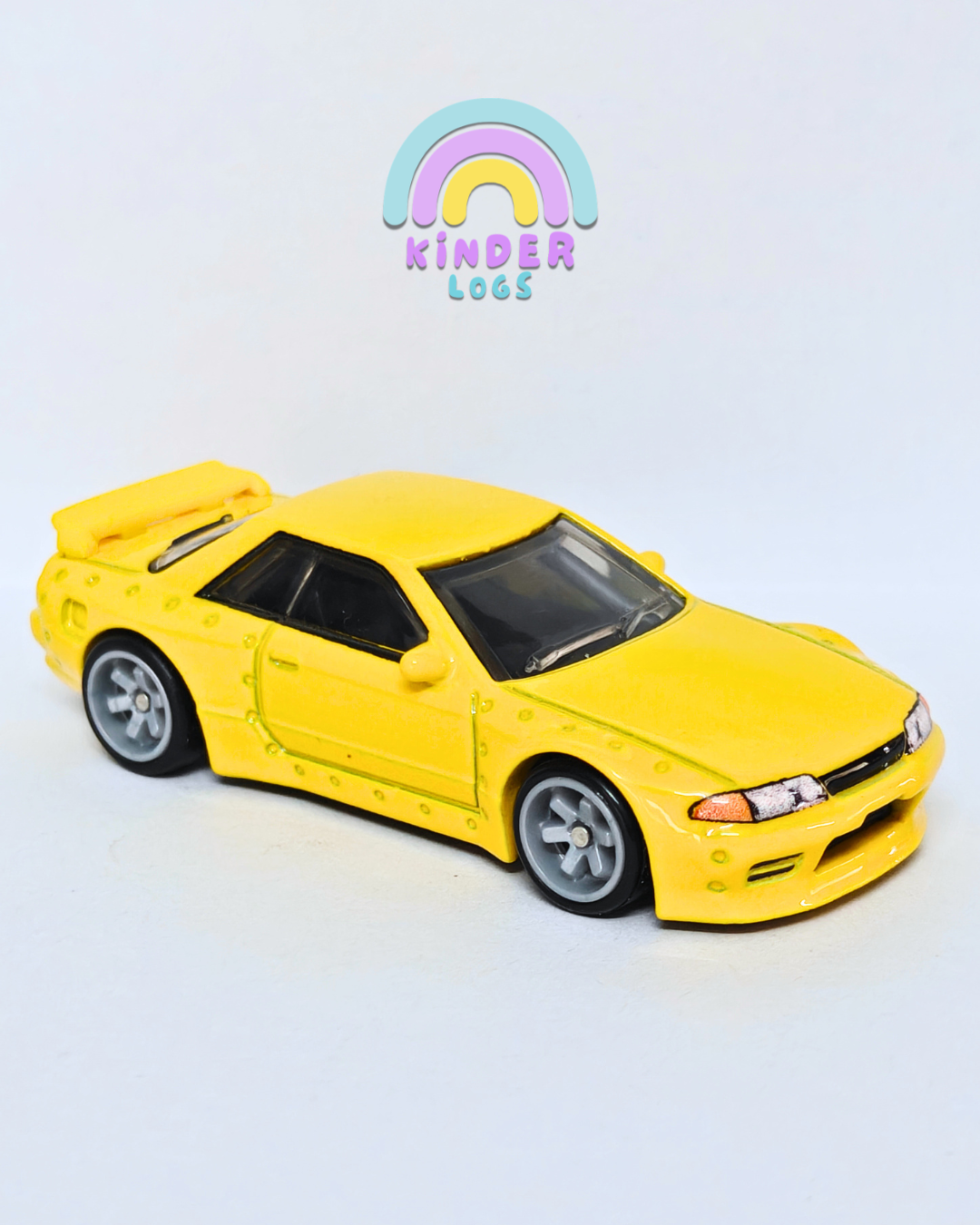 Premium Hot Wheels Nissan Skyline GT-R R32 - Yellow (Uncarded - New)