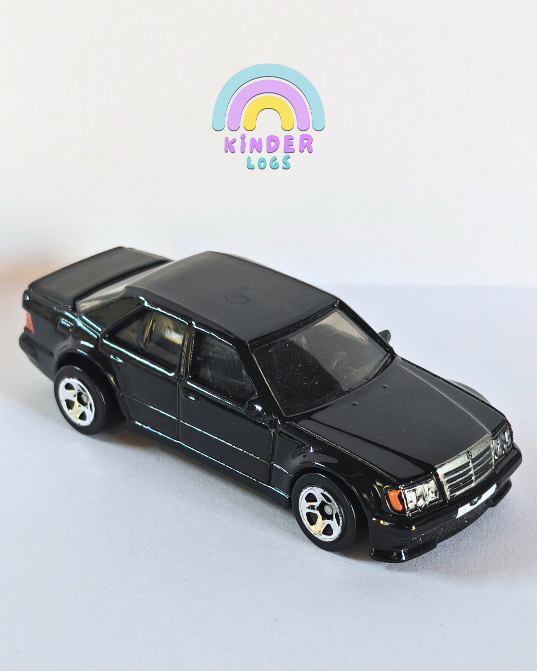 Hot Wheels Mercedes-Benz 500 E - Black (Minor Scratches)