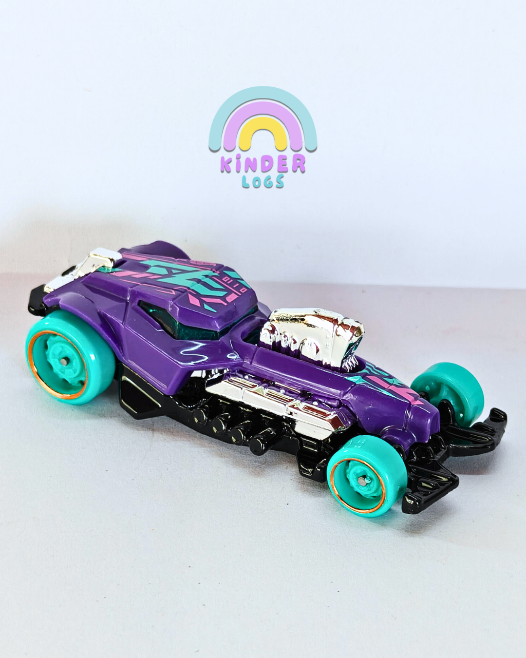 Hot Wheels Fusionbusta - Purple (Uncarded - New)
