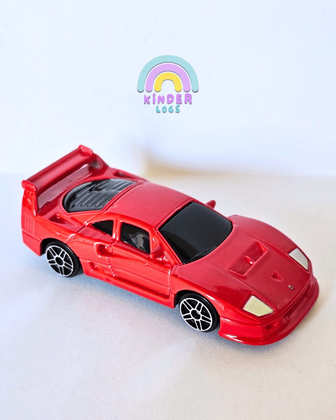 Bburago Ferrari F40 Competizione - Red (Uncarded) - Kinder Logs India
