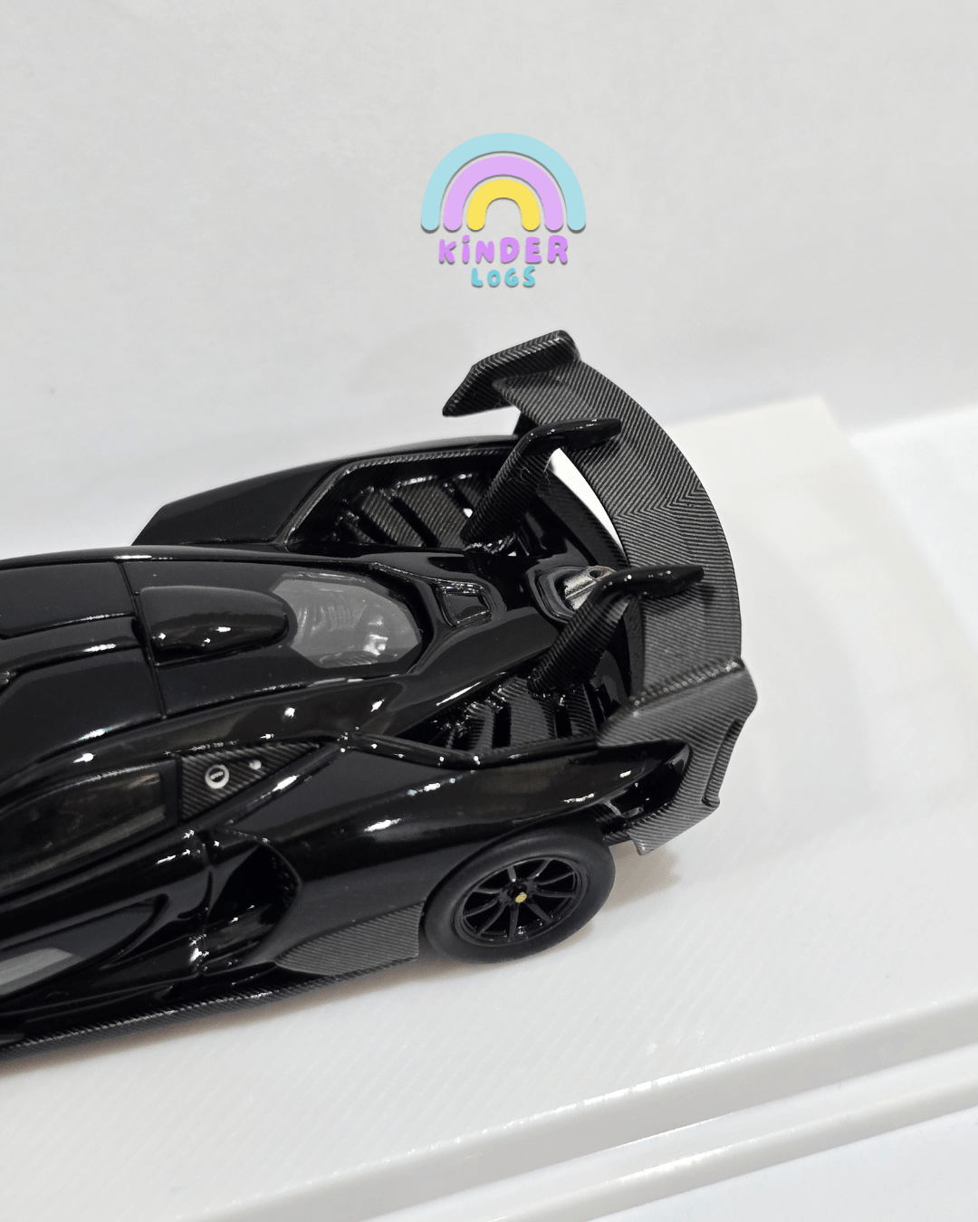 CM Model McLaren Senna GTR (Black) - Kinder Logs