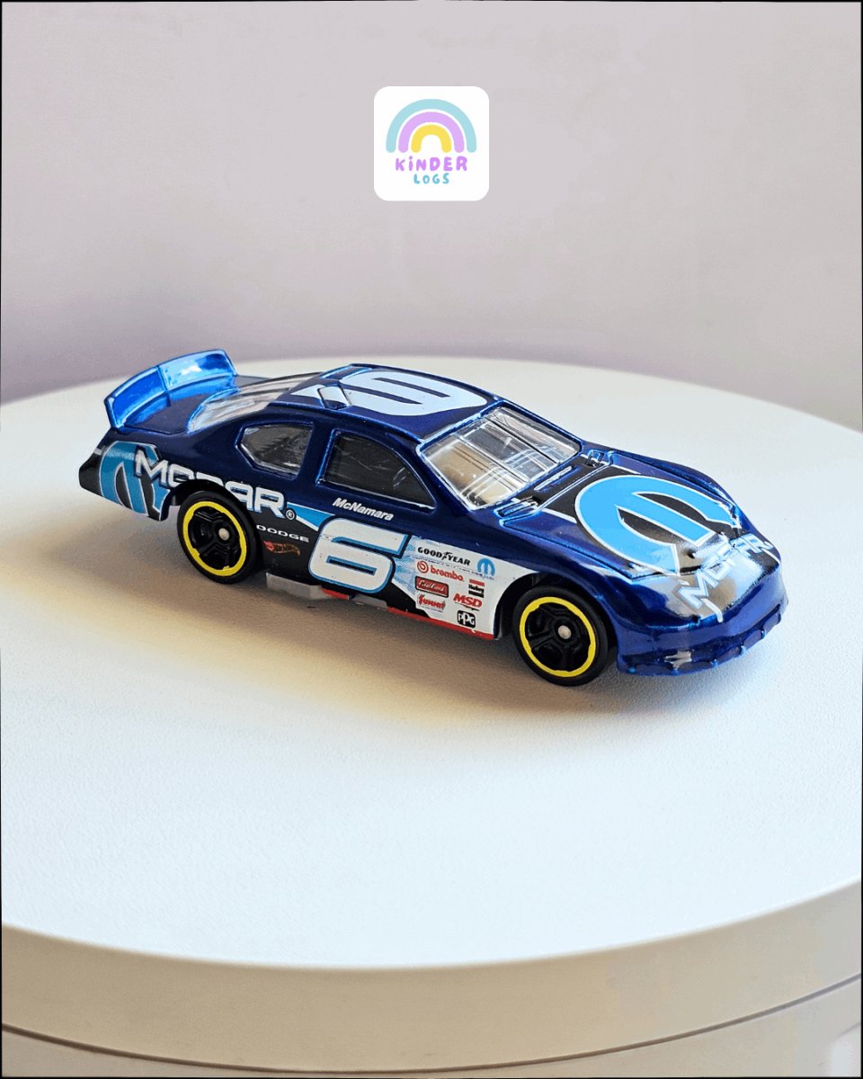 Dodge Charger Stock Car - Nascar Race Model (Uncarded) - Kinder Logs