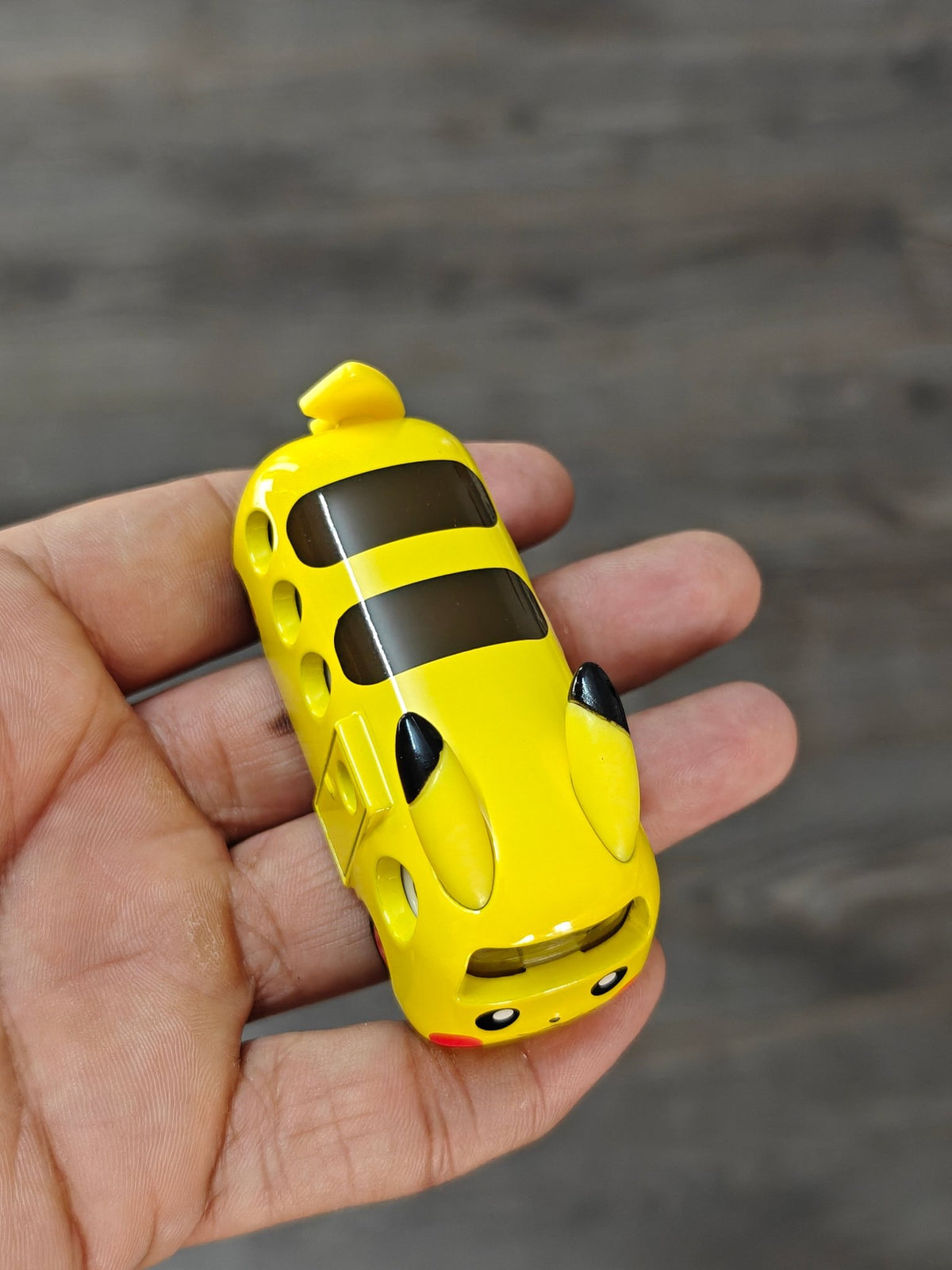 Dream Tomica Pokedoko Dokoiko Car - Yellow (Open Box) - Kinder Logs