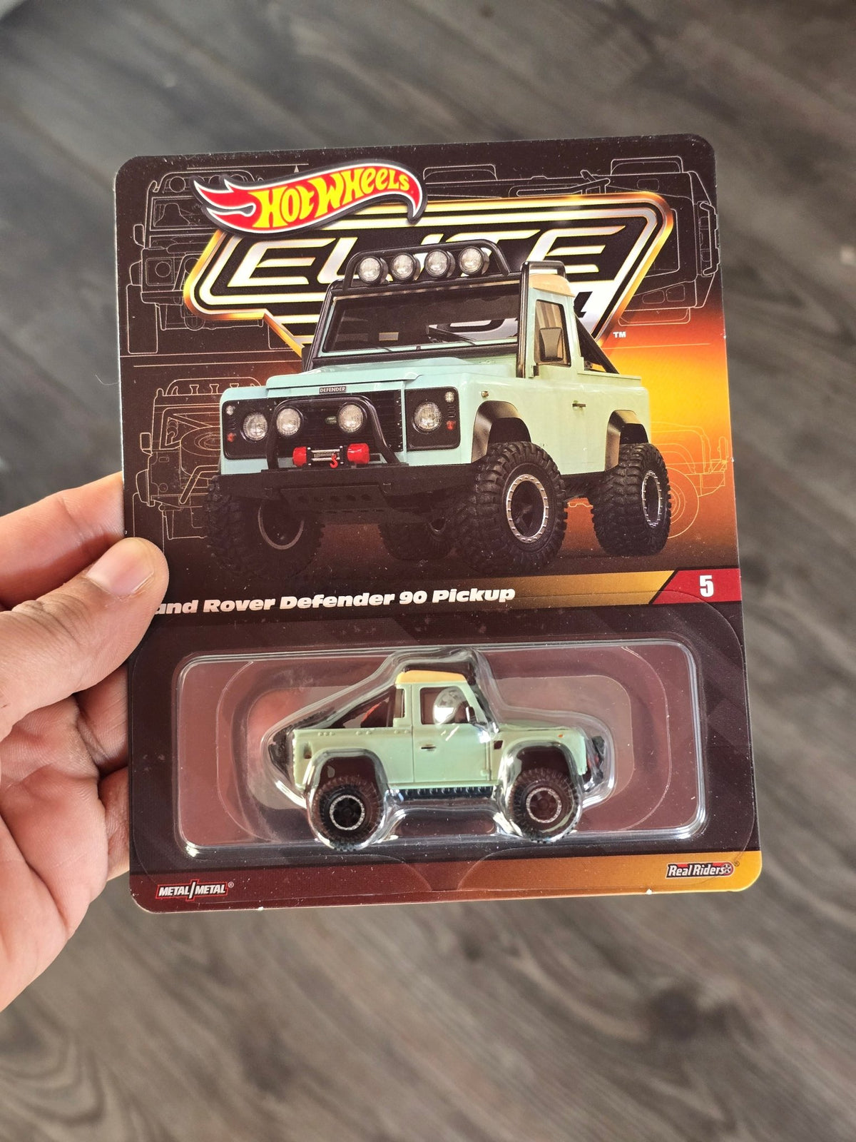 Elite64 Hot Wheels Land Rover Defender 90 Pickup - Green (Rare) - Kinder Logs