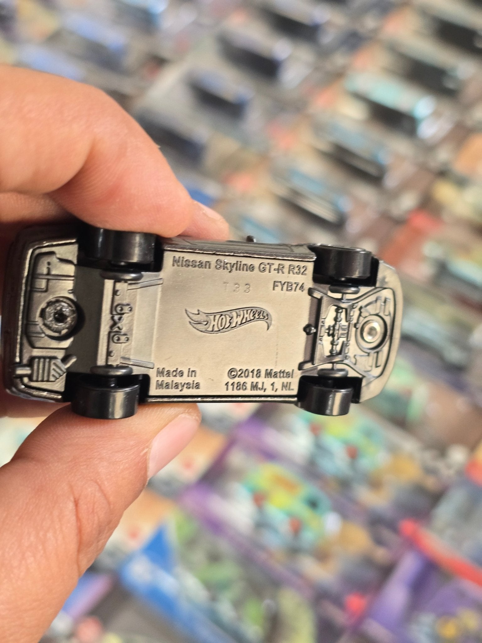 Fast & Furious Hot Wheels Nissan Skyline GT - R R32 (Uncarded) - Kinder Logs