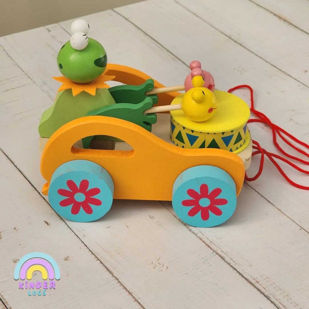Froggy Pull Along Wooden Toy For Toddlers - Kinder Logs