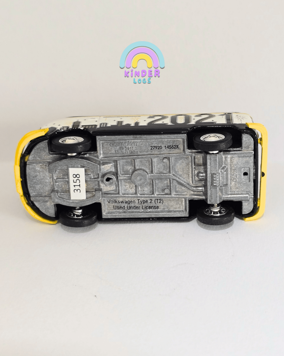 Greenlight Volkswagen Panel Van - Happy New Year 2021 (Uncarded) - Kinder Logs