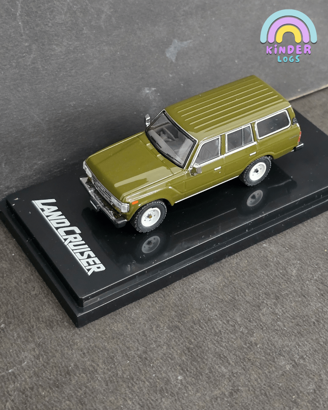 Hobby Japan 1988 Toyota Land Cruiser 60 GX - Olive Green - Kinder Logs
