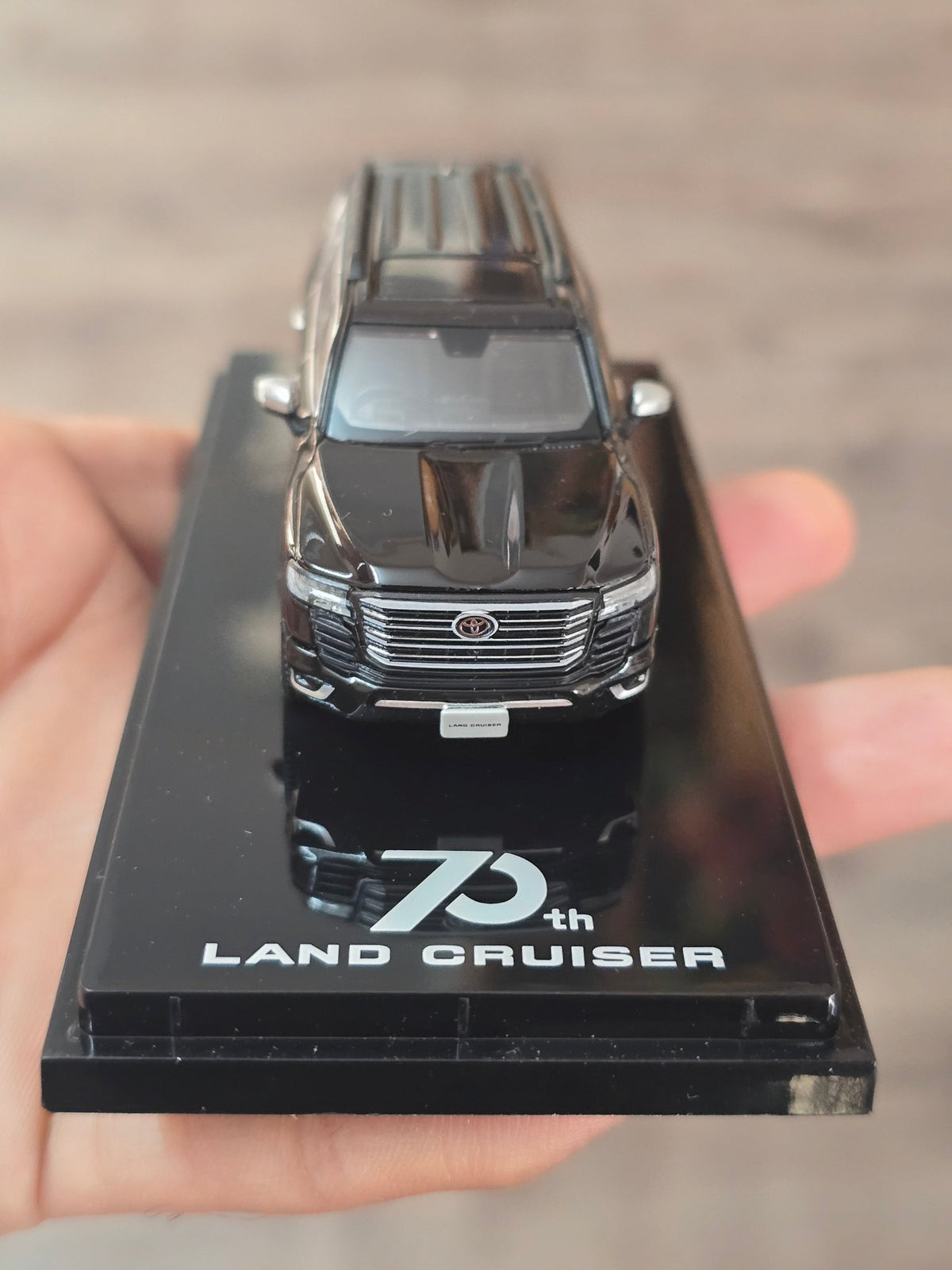 Hobby Japan 70th Toyota Land Cruiser ZX JA300W (Black) - Kinder Logs