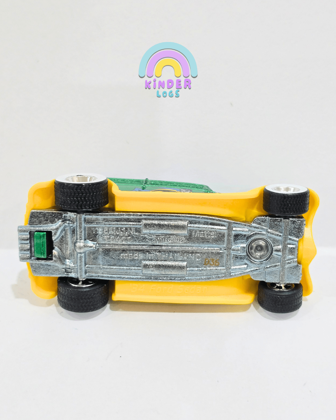 Hot Wheels 1934 Ford Sedan Robin Edition - Rare (Uncarded) - Kinder Logs