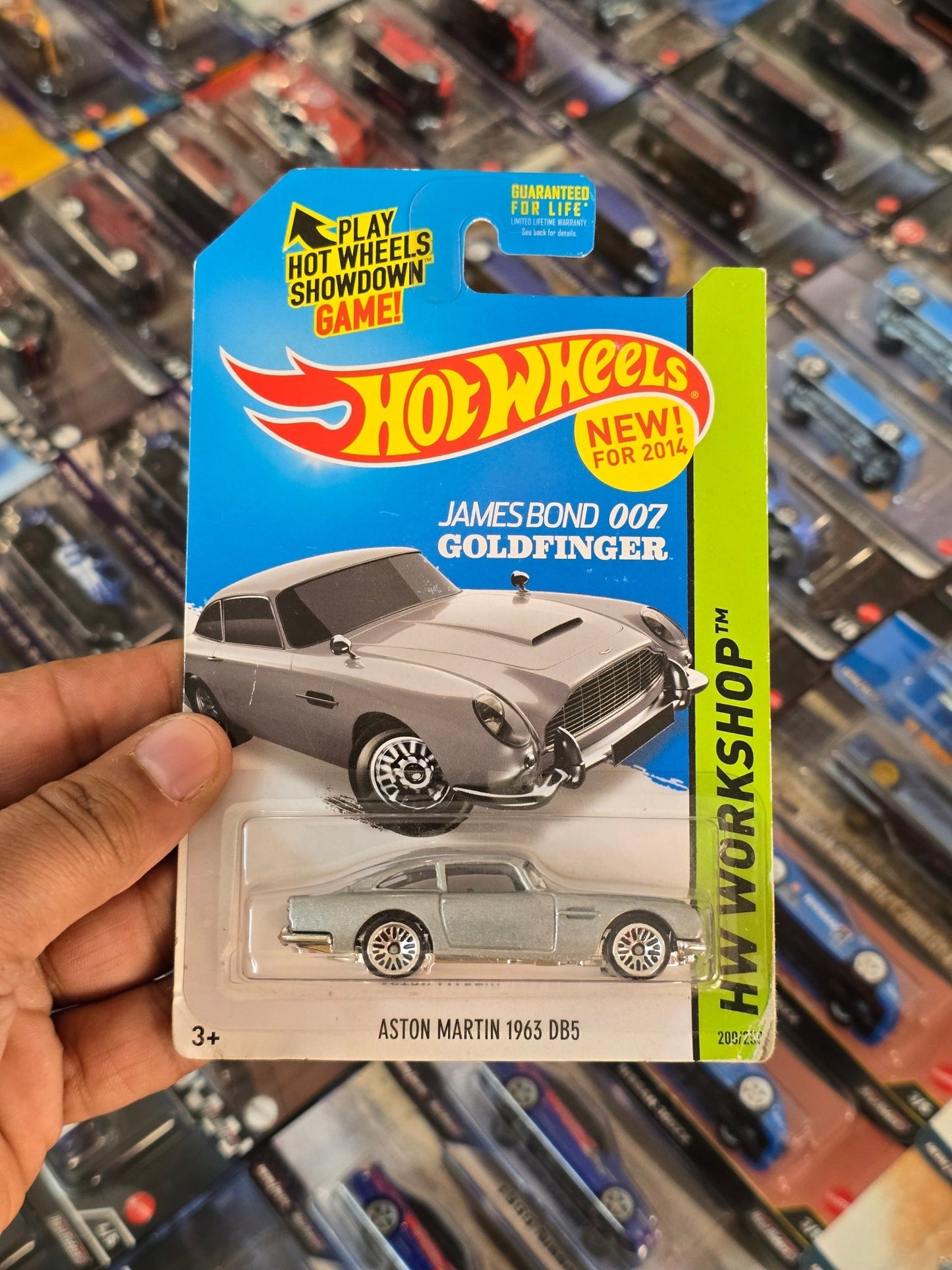 Hot Wheels 1963 Aston Martin DB5 - James Bond 007 Goldfinger - Kinder Logs