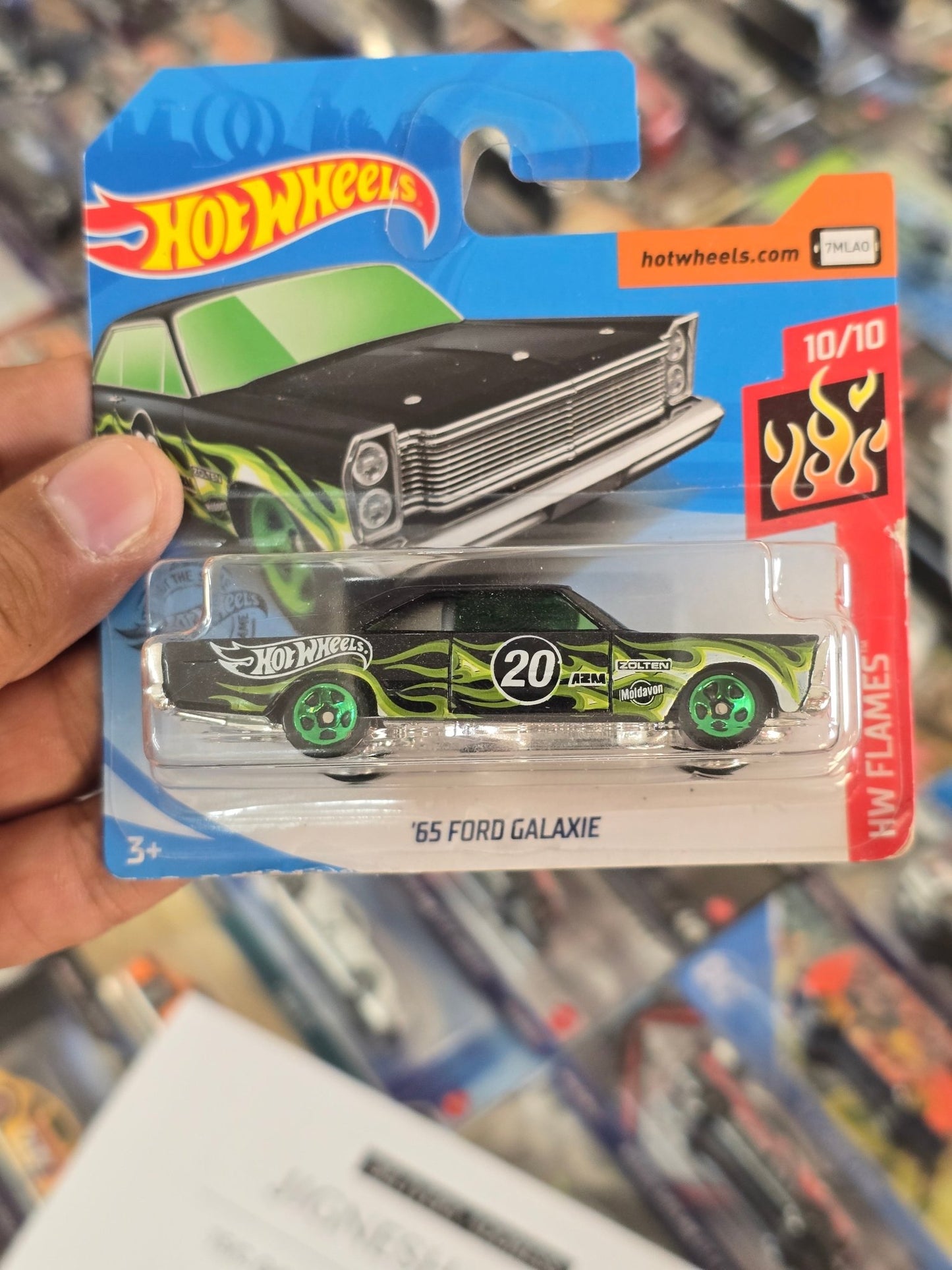 Hot Wheels 1965 Ford Galaxie - Short Card (Imported) - Kinder Logs