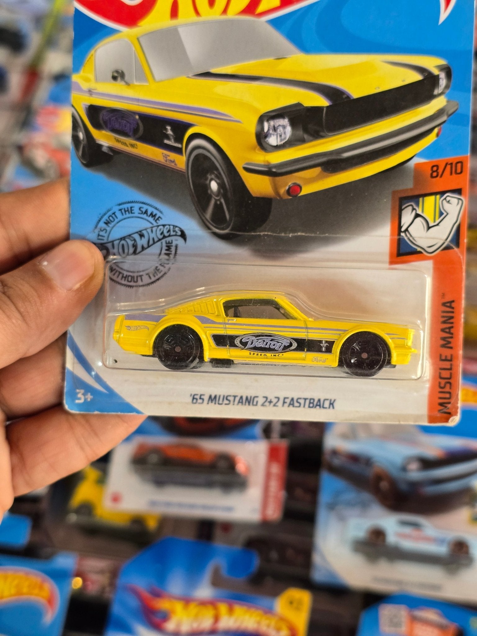 Hot Wheels 1965 Ford Mustang 2+2 Fastback - Kinder Logs