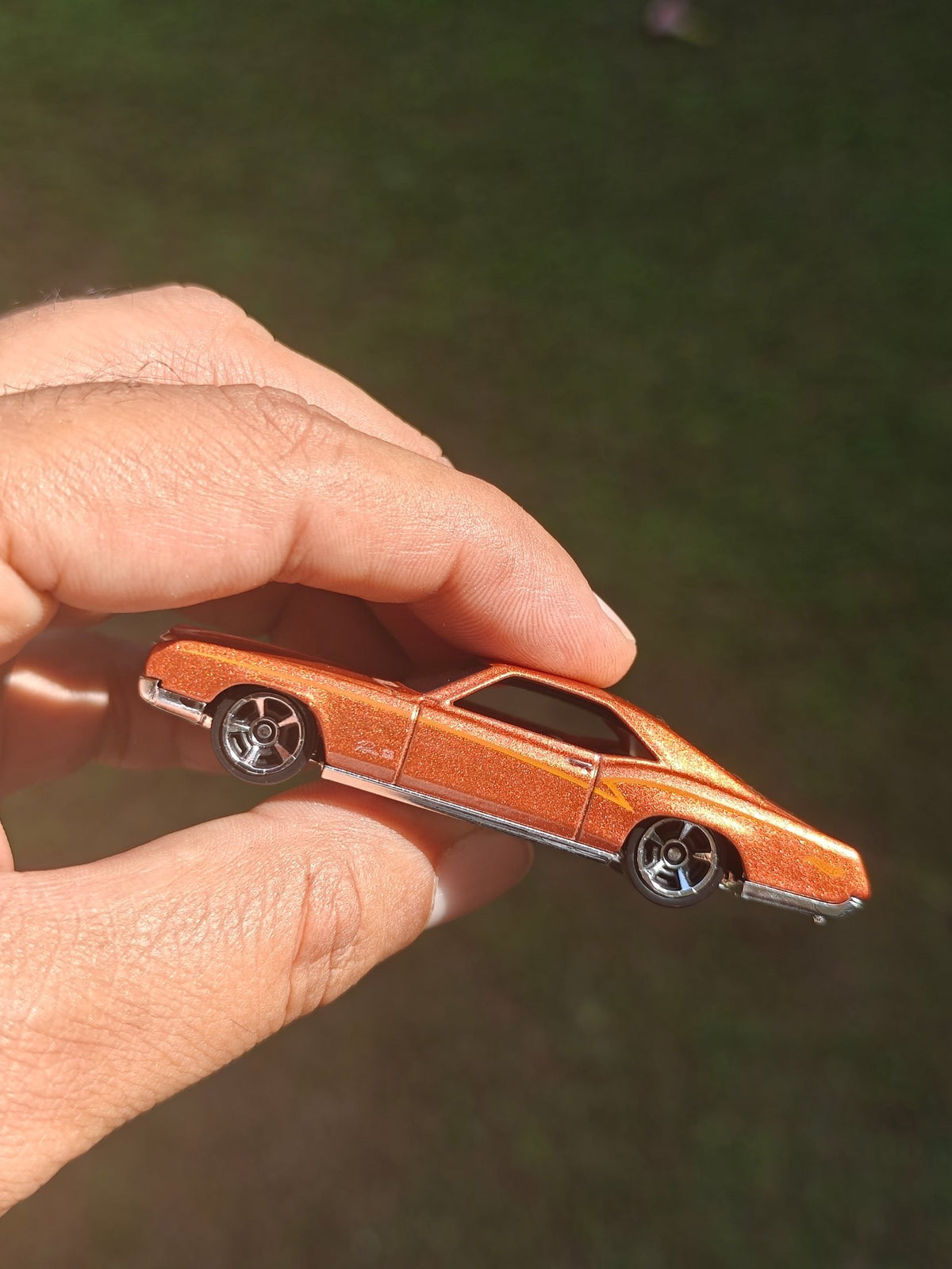 Hot Wheels 1966 Buick Riviera - Rust (Uncarded - New) - Kinder Logs