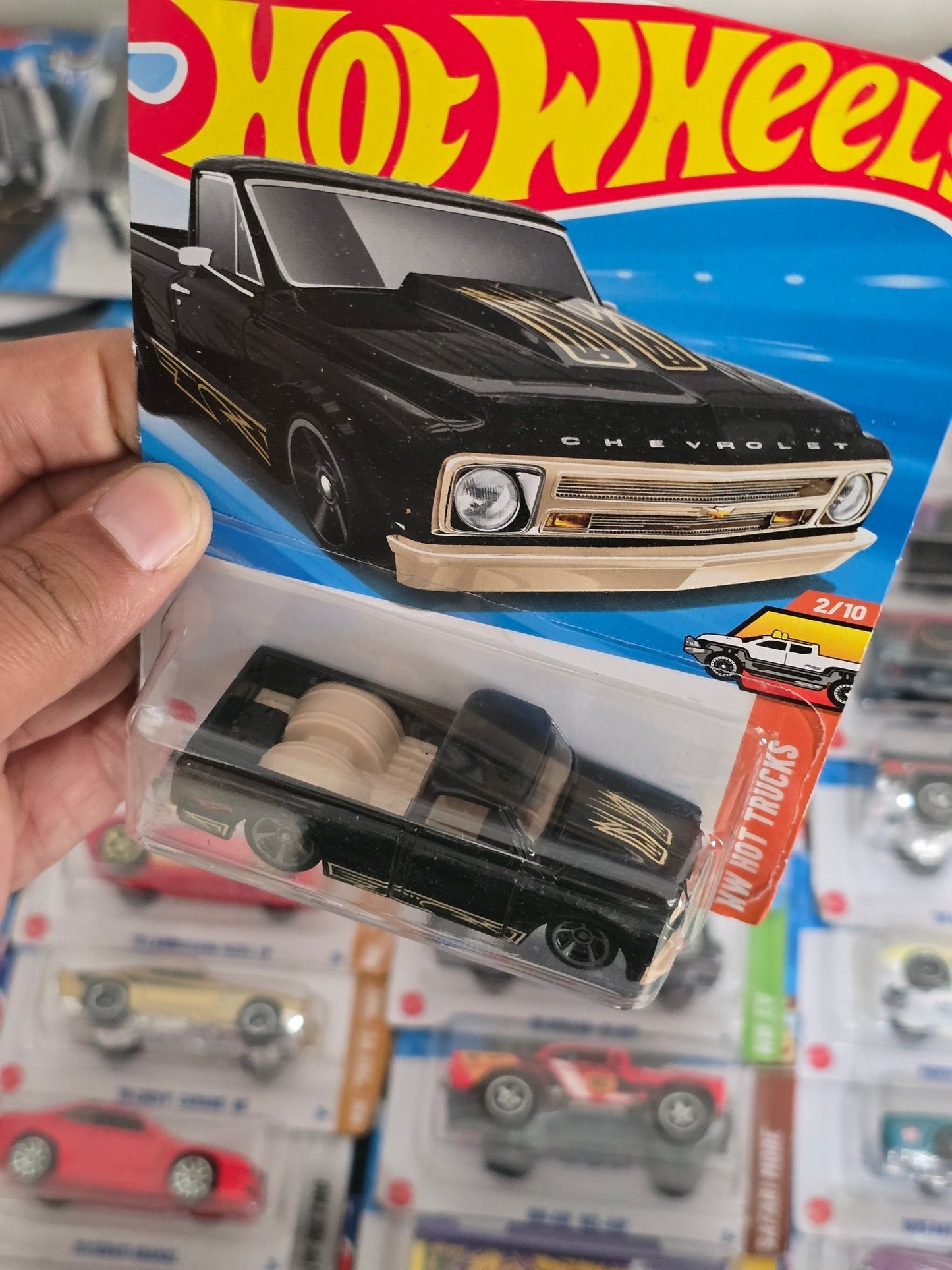 Hot Wheels 1967 Chevy C10 - Black (Imported) - Kinder Logs