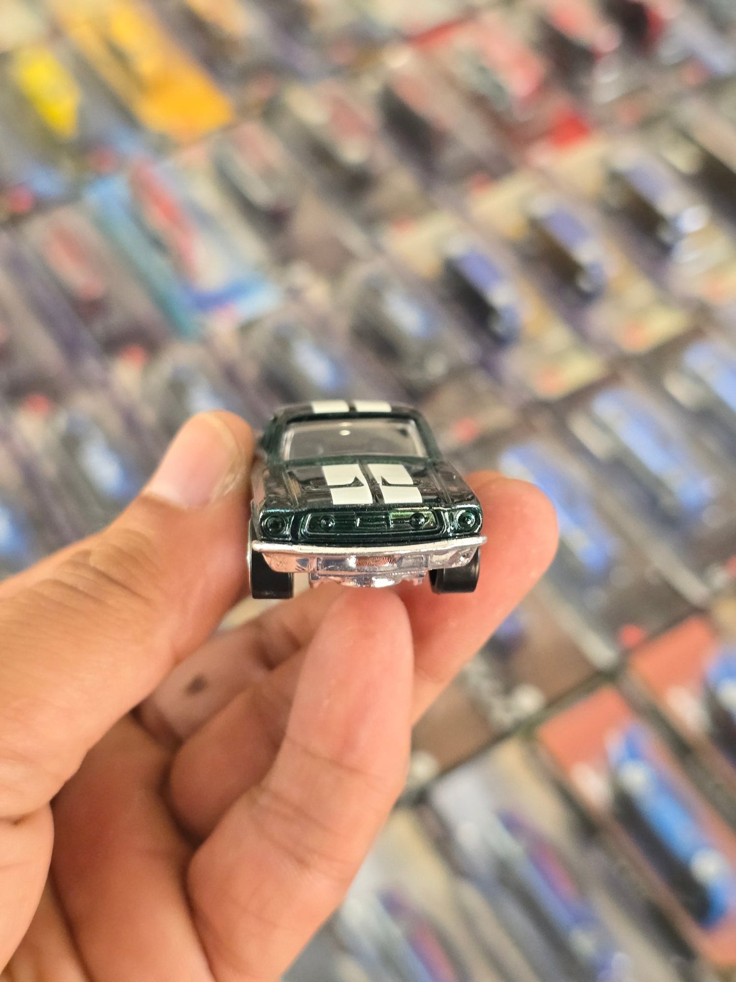 Hot Wheels 1967 Custom Ford Mustang (Uncarded) - Kinder Logs