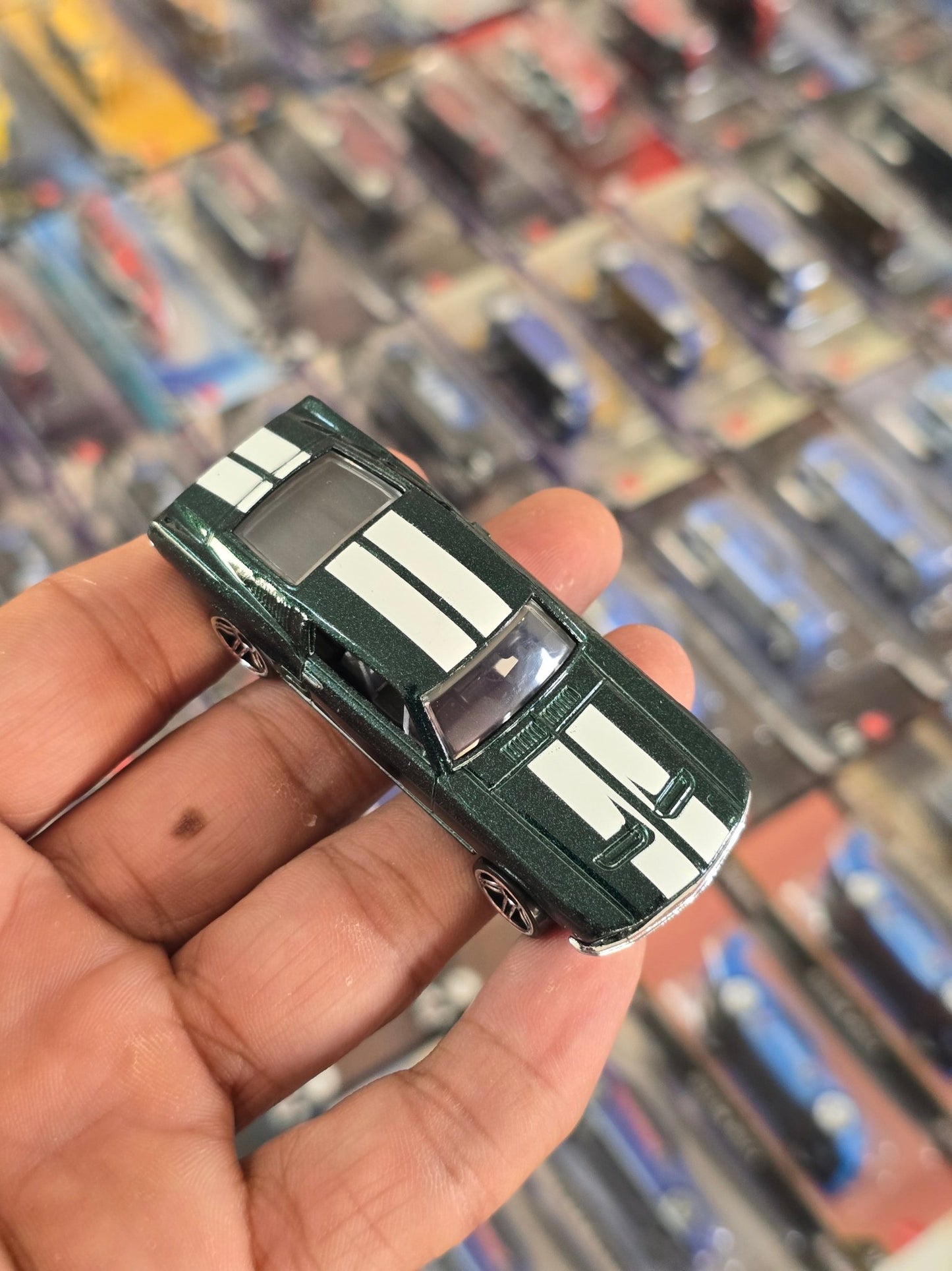 Hot Wheels 1967 Custom Ford Mustang (Uncarded) - Kinder Logs