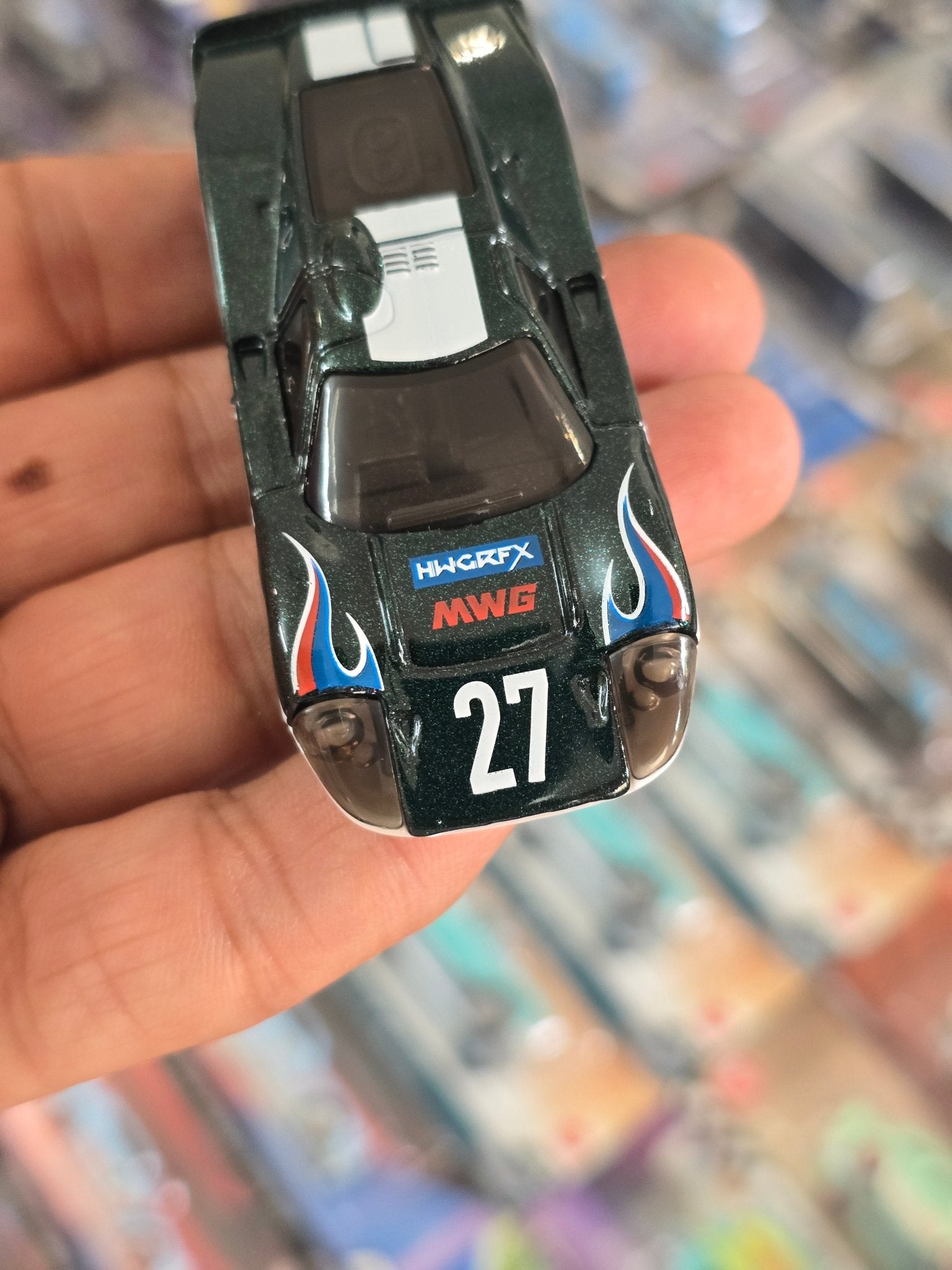 Hot Wheels 1967 Ford GT40 MKIV - Dark Green (Uncarded) - Kinder Logs