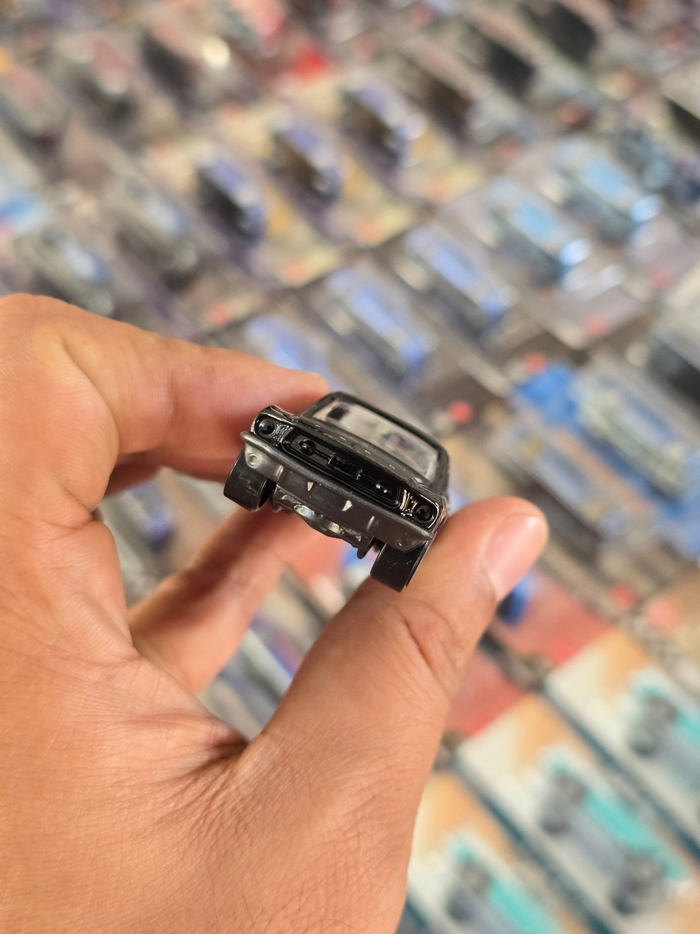 Hot Wheels 1967 Ford Mustang R7520 - Black (Uncarded) - Kinder Logs