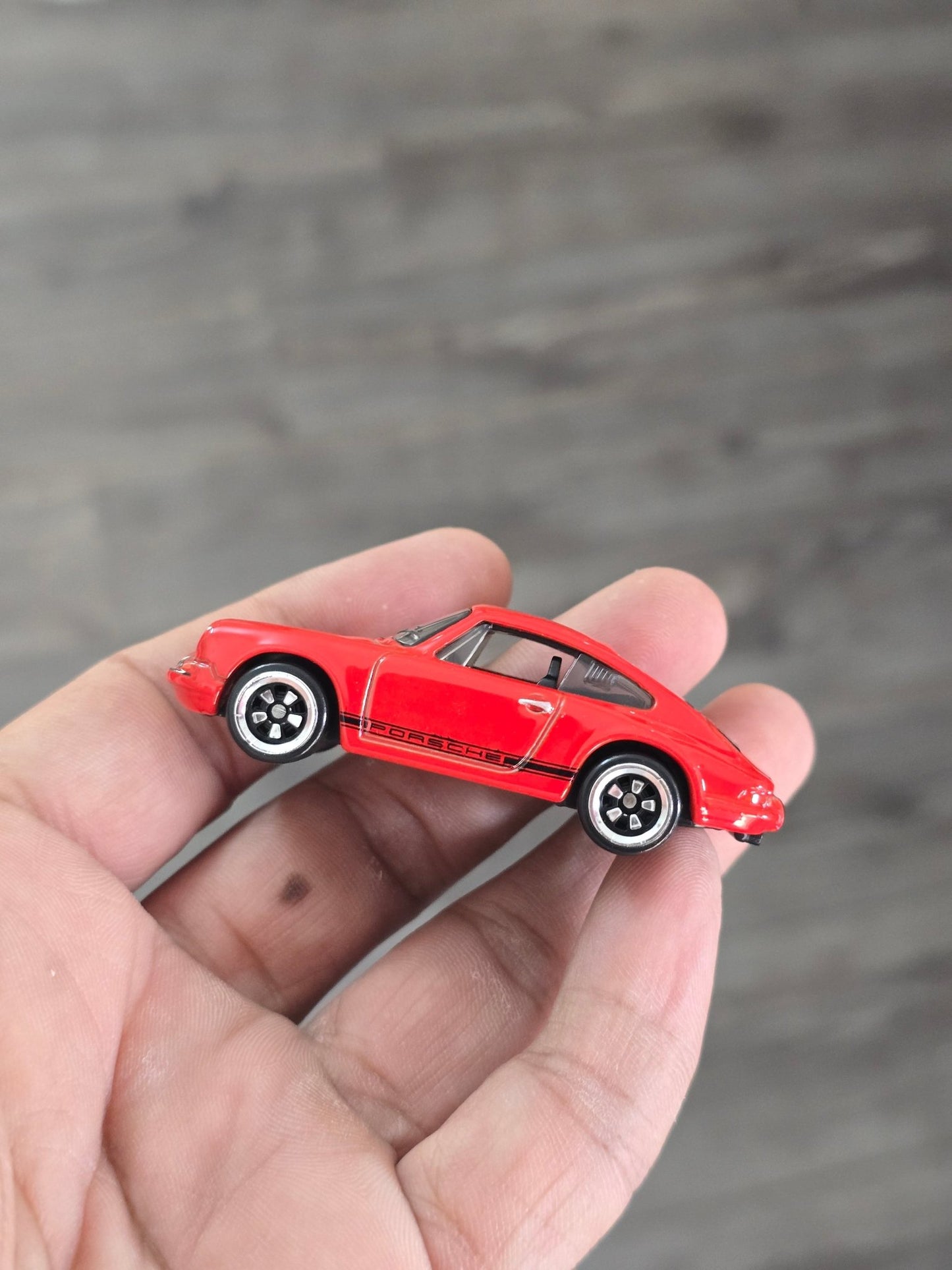 Hot Wheels 1967 Porsche 911 R - Red (Uncarded) - Kinder Logs