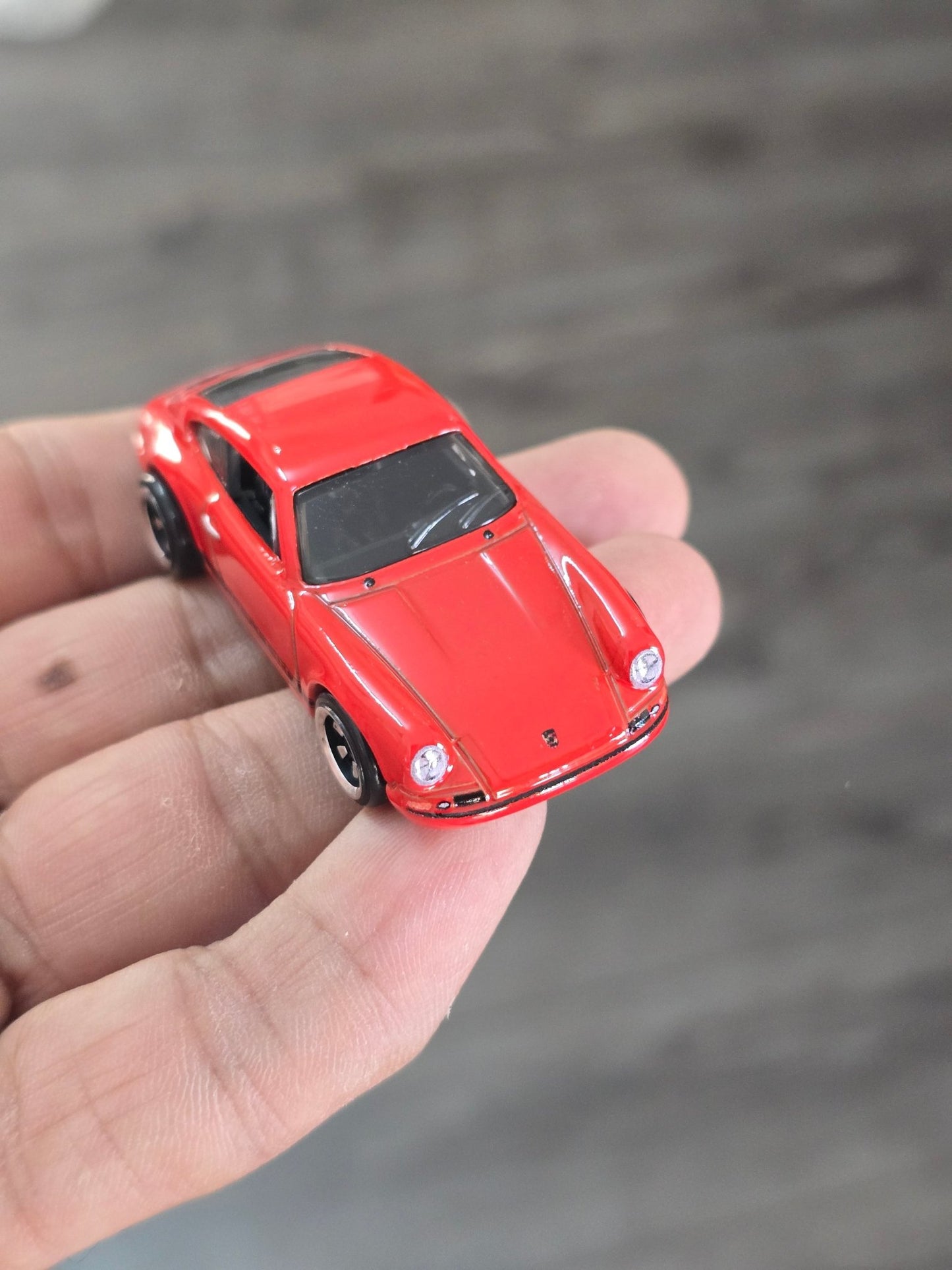 Hot Wheels 1967 Porsche 911 R - Red (Uncarded) - Kinder Logs