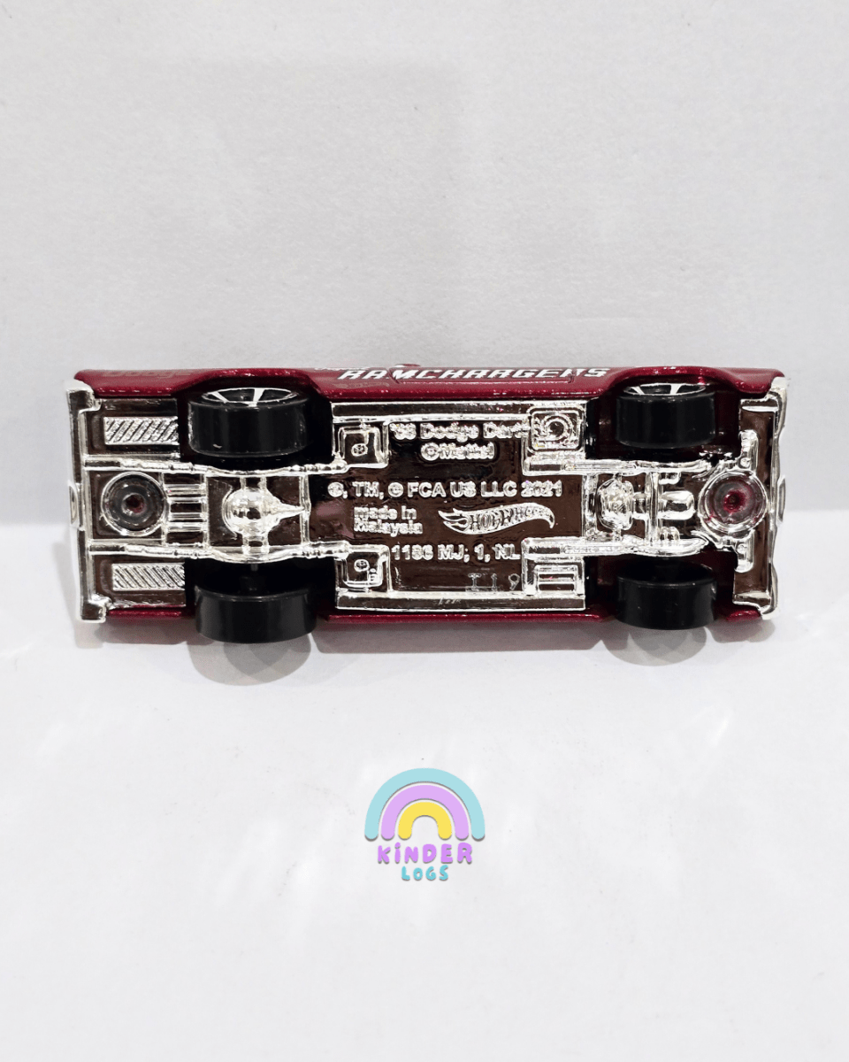 Hot Wheels 1968 Dodge Dart (Uncarded) - Kinder Logs