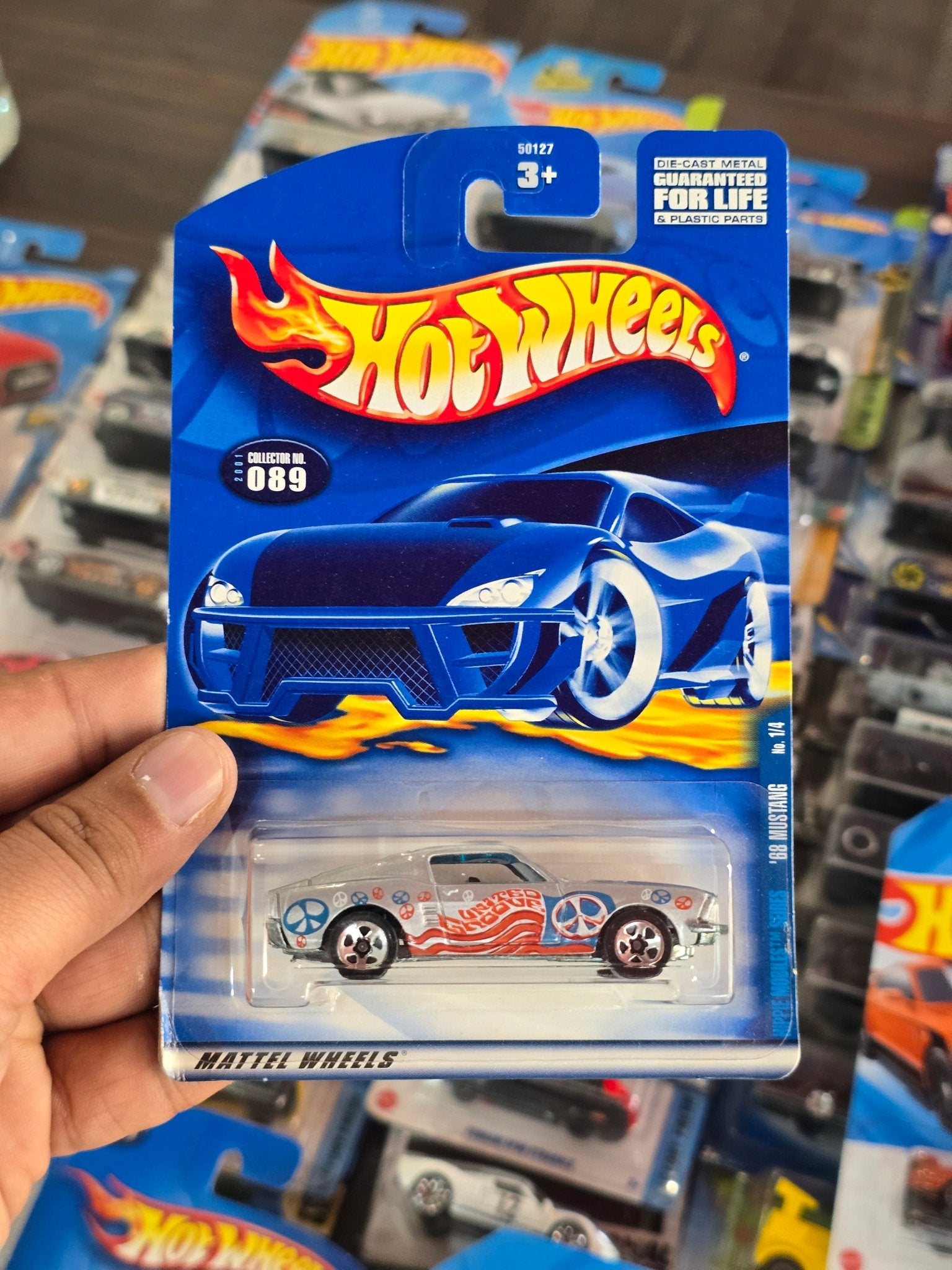 Hot Wheels 1968 Ford Mustang - Collector No. 089 - Kinder Logs