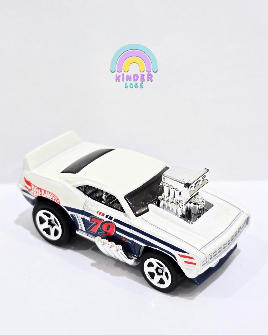 Hot Wheels 1969 Chevy Camaro Z28 Tooned - White (Uncarded) - Kinder Logs