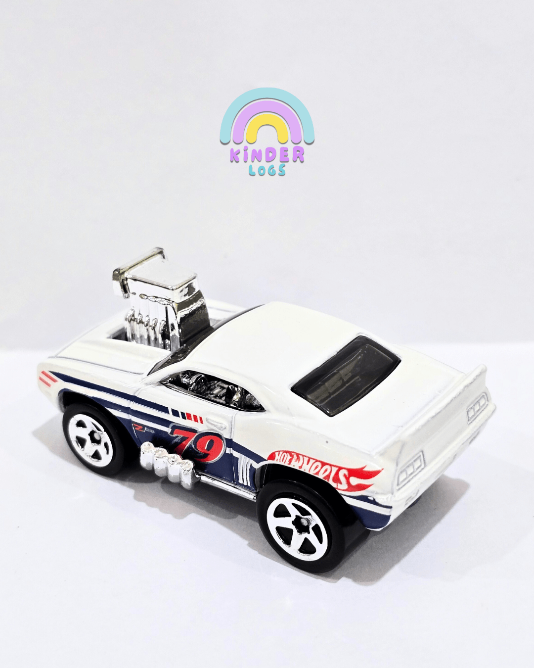 Hot Wheels 1969 Chevy Camaro Z28 Tooned - White (Uncarded) - Kinder Logs