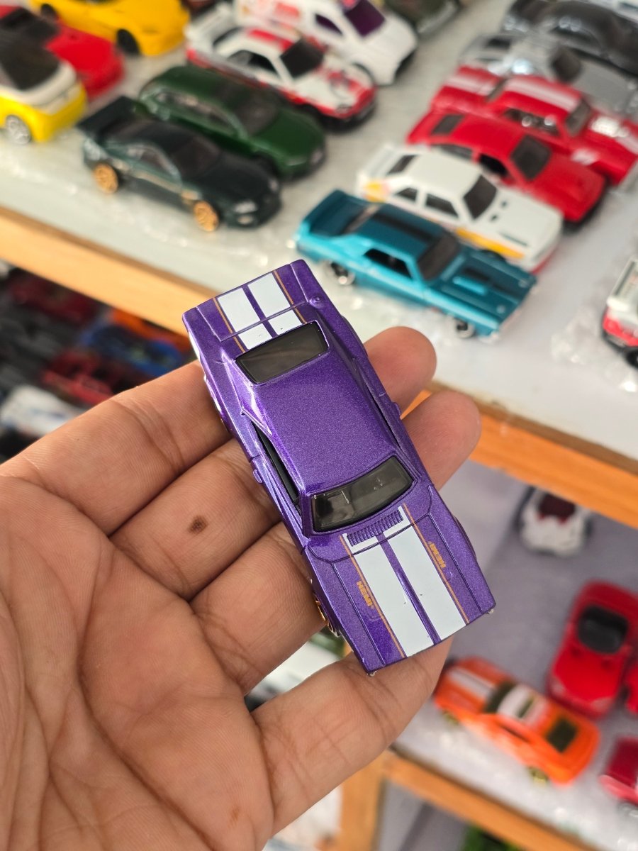 Hot Wheels 1969 Dodge Charger 500 (Uncarded) - Kinder Logs