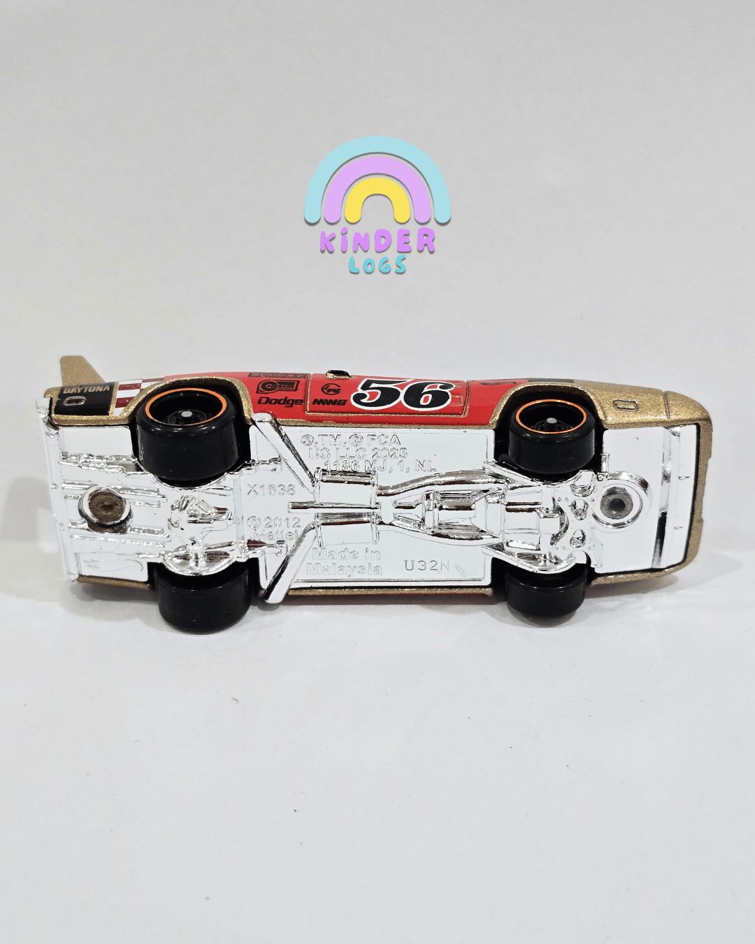 Hot Wheels 1969 Dodge Charger Daytona - Gold (Uncarded) - Kinder Logs