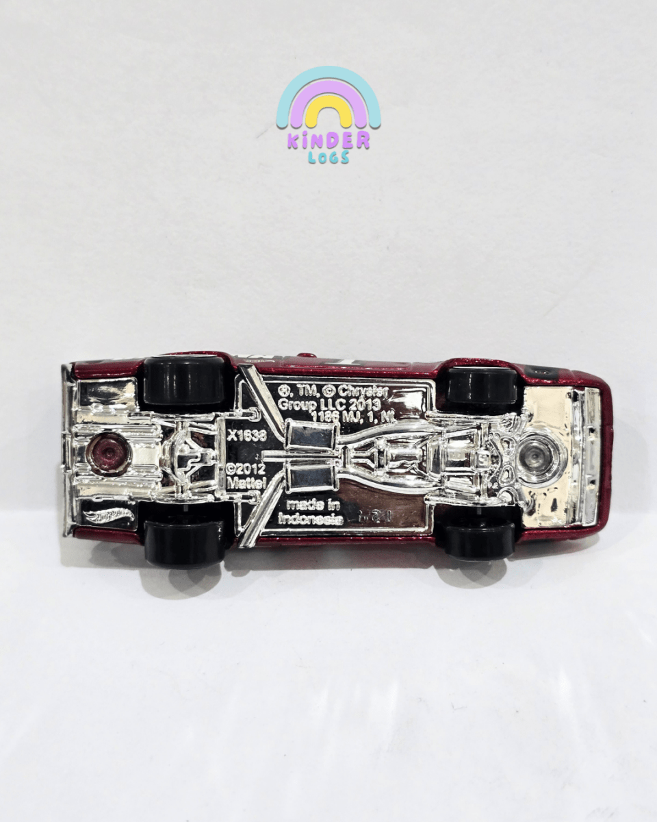 Hot Wheels 1969 Dodge Charger Daytona Mopar (Uncarded) - Kinder Logs