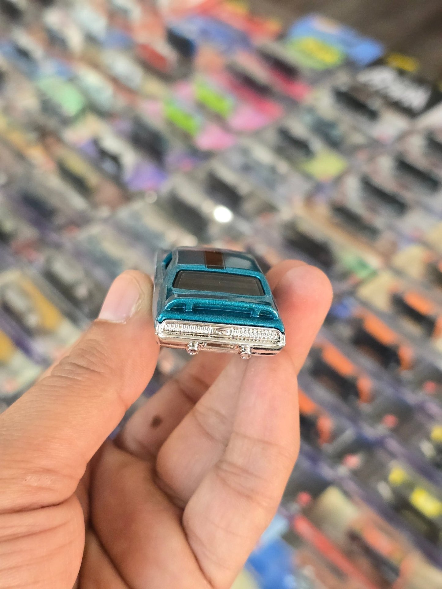 Hot Wheels 1969 Mercury Cougar Eliminator - Teal (Uncarded) - Kinder Logs