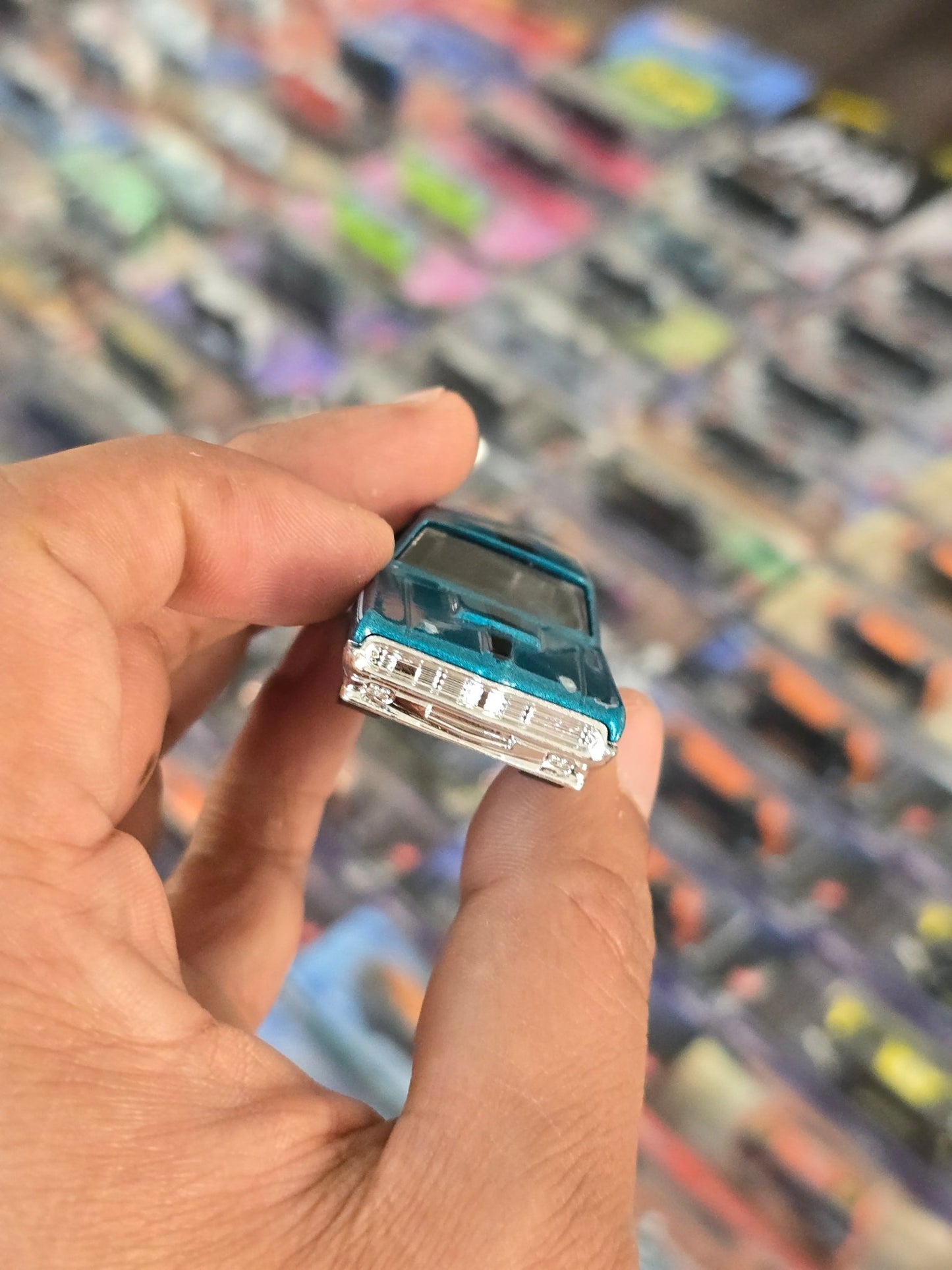 Hot Wheels 1969 Mercury Cougar Eliminator - Teal (Uncarded) - Kinder Logs