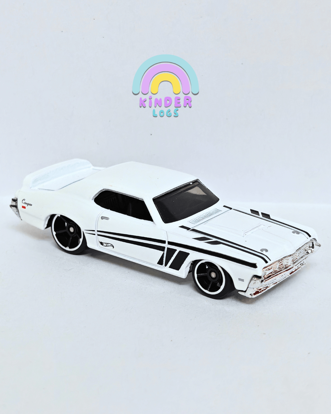 Hot Wheels 1969 Mercury Cougar - White (Uncarded - New) - Kinder Logs