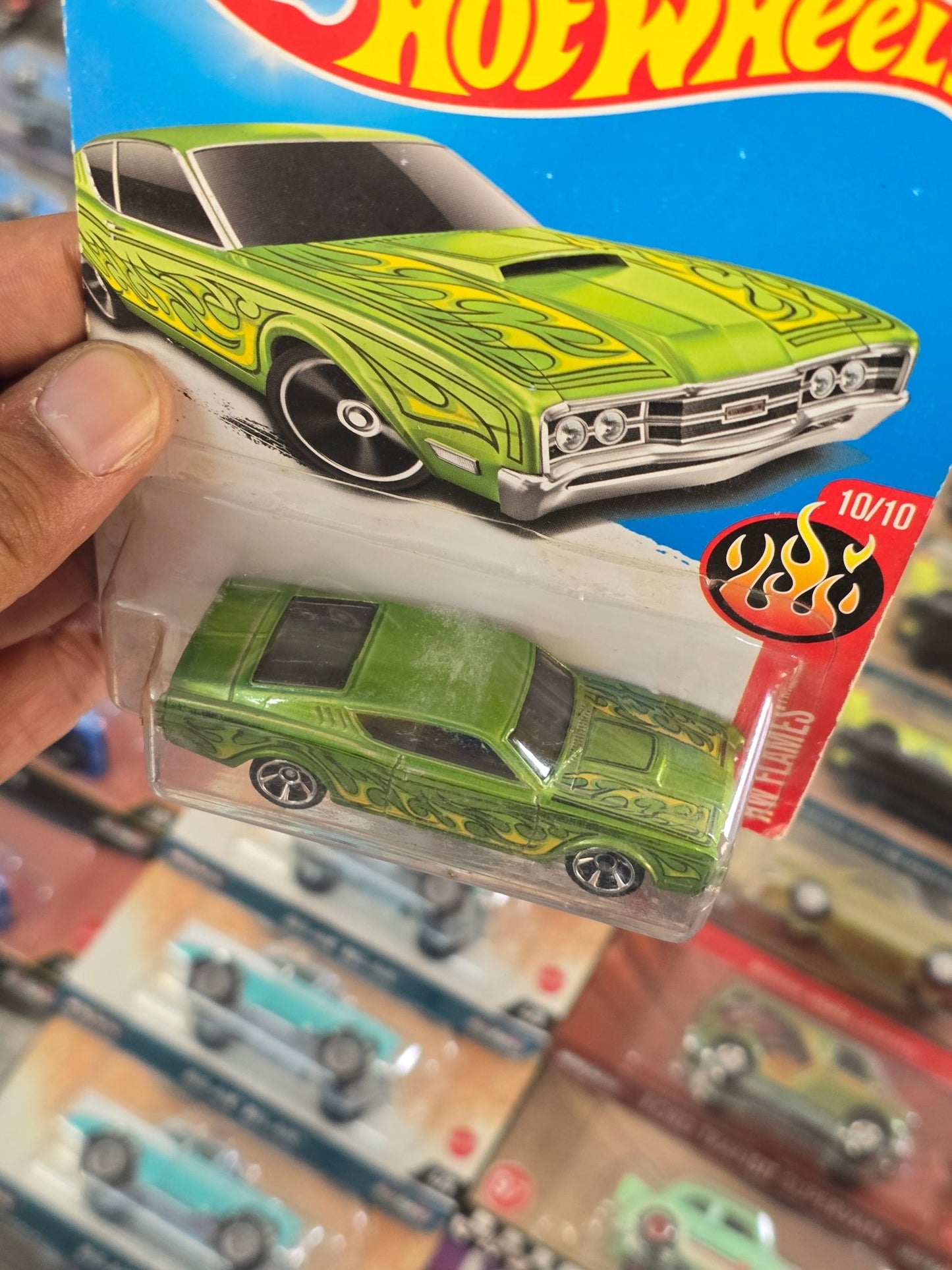 Hot Wheels 1969 Mercury Cyclone Flames (2016 Card) - Kinder Logs