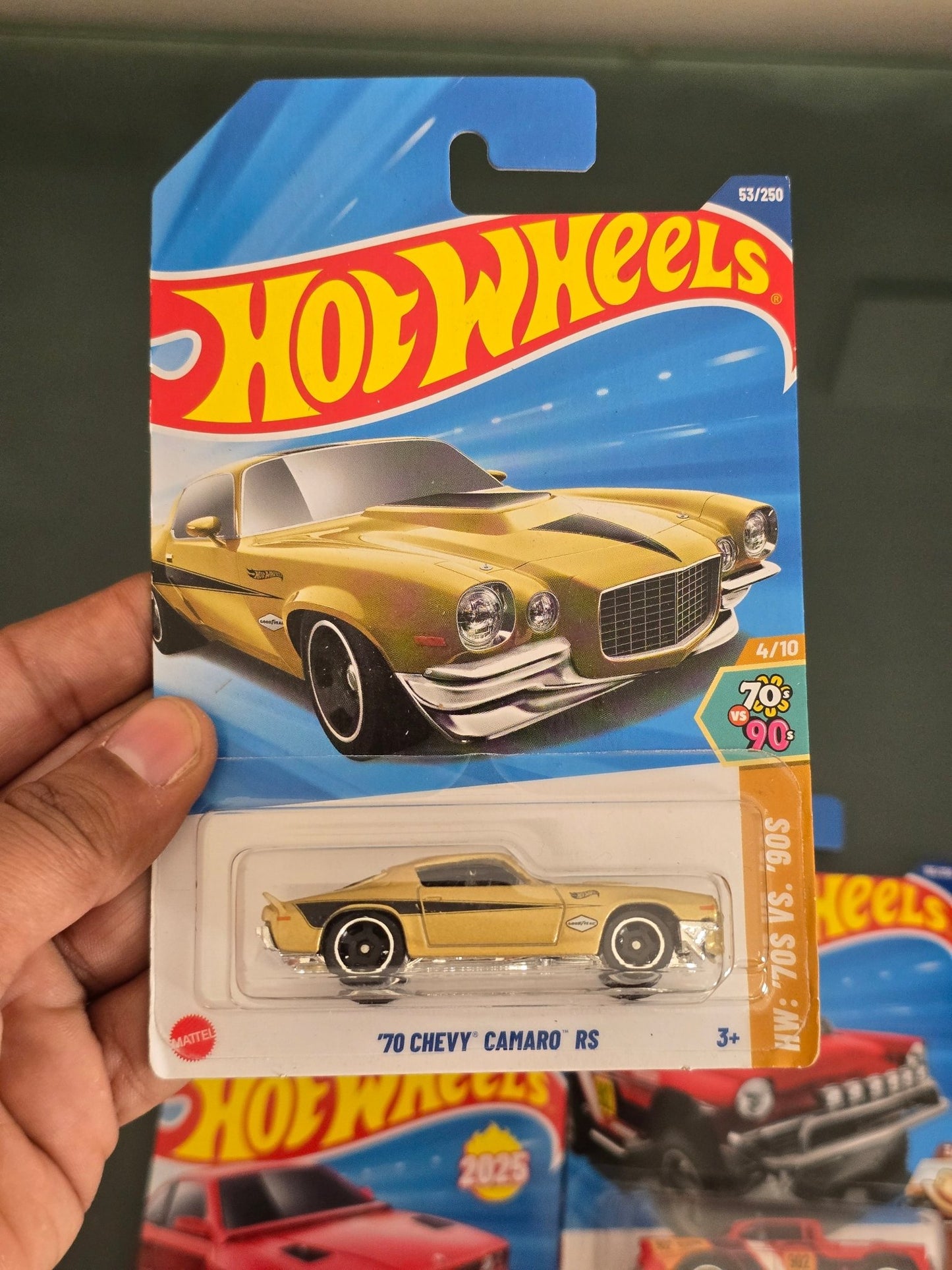 Hot Wheels 1970 Chevy Camaro RS - Gold (Imported) - Kinder Logs