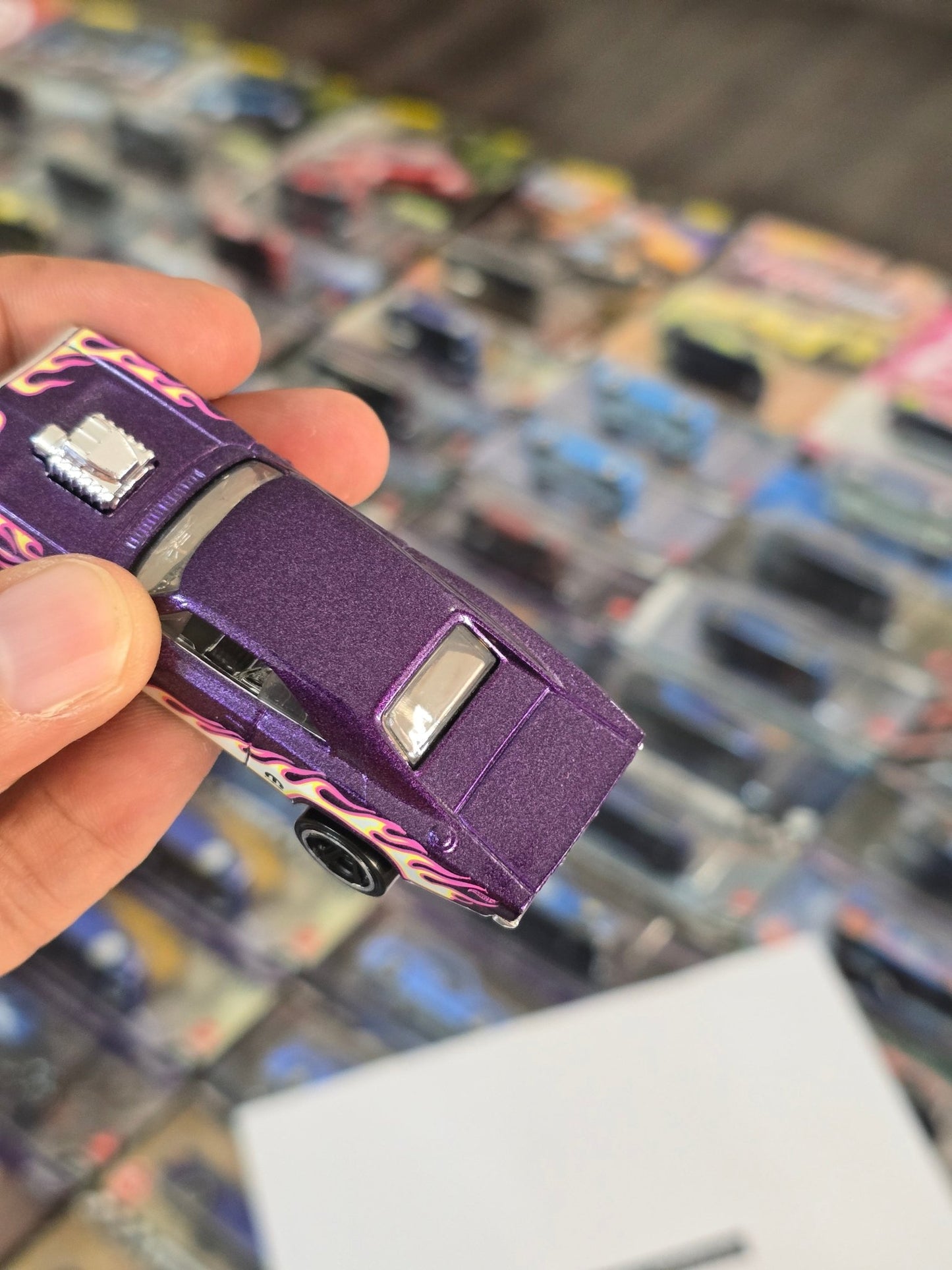Hot Wheels 1970 Dodge Charger Flames Series (Uncarded) - Kinder Logs